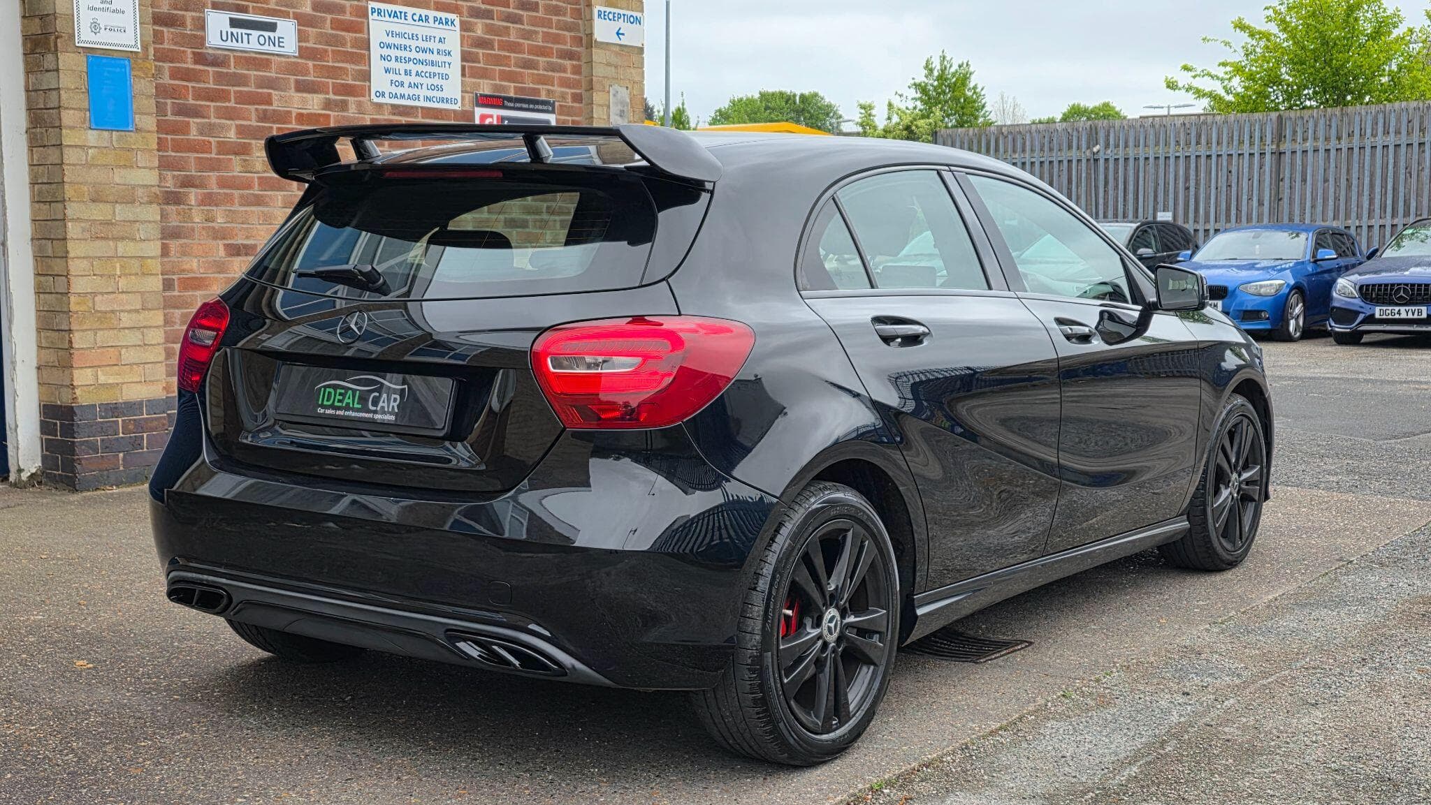 2017 Mercedes-Benz A Class - Thumbnail 2