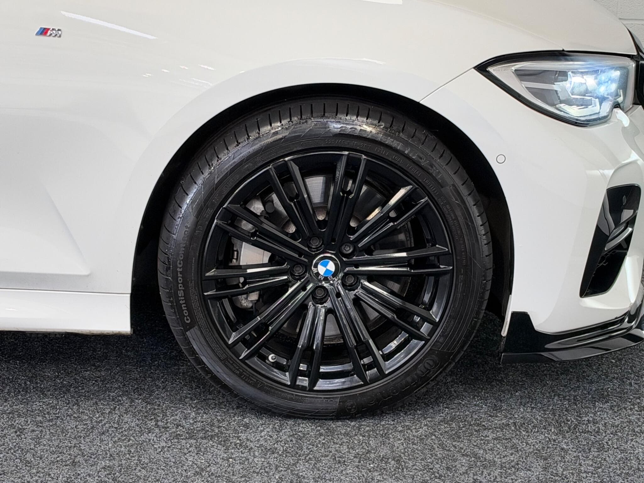 2020 BMW 3 Series - Thumbnail 36