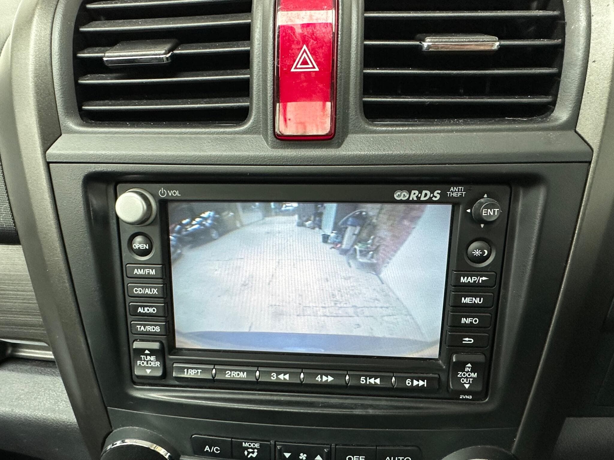 2010 Honda CR-V - Thumbnail 11