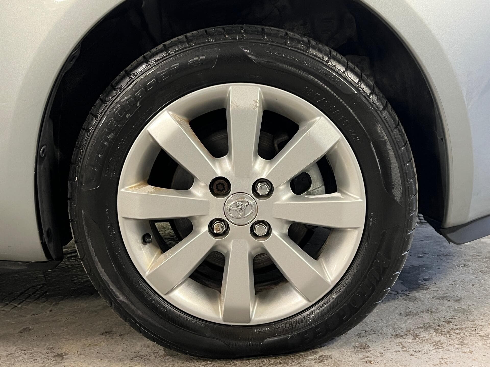 2008 Toyota Yaris - Thumbnail 15