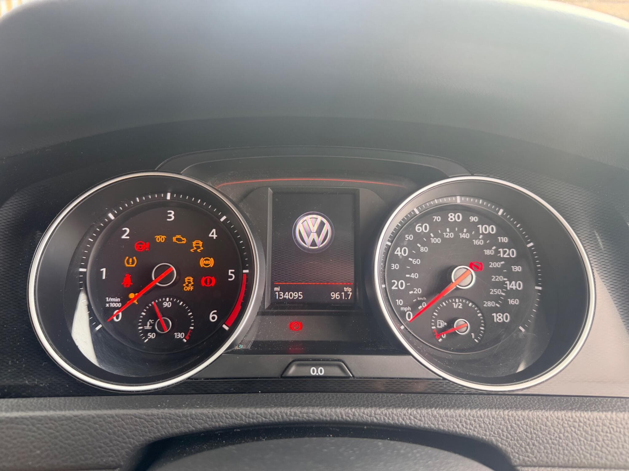 2016 Volkswagen Golf - Thumbnail 15