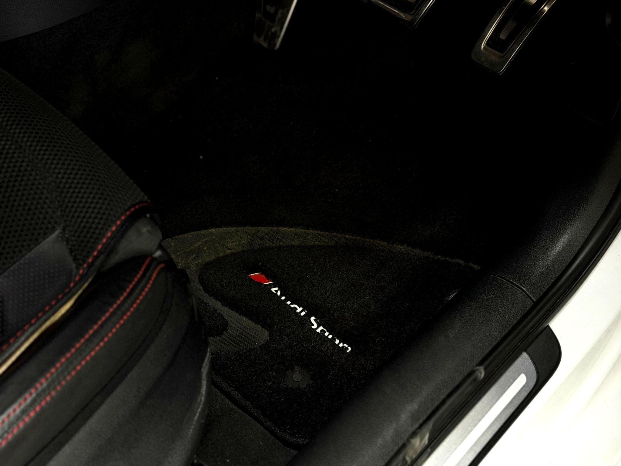 2015 Audi S3 - Thumbnail 33