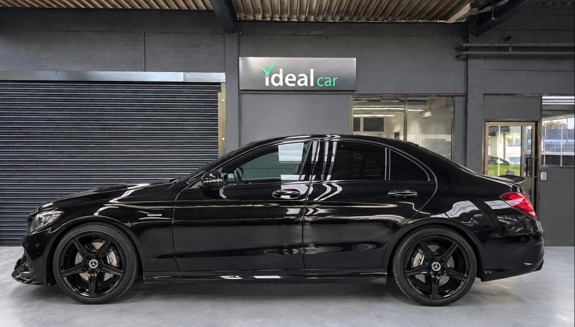 2018 Mercedes-Benz C Class - Image 4