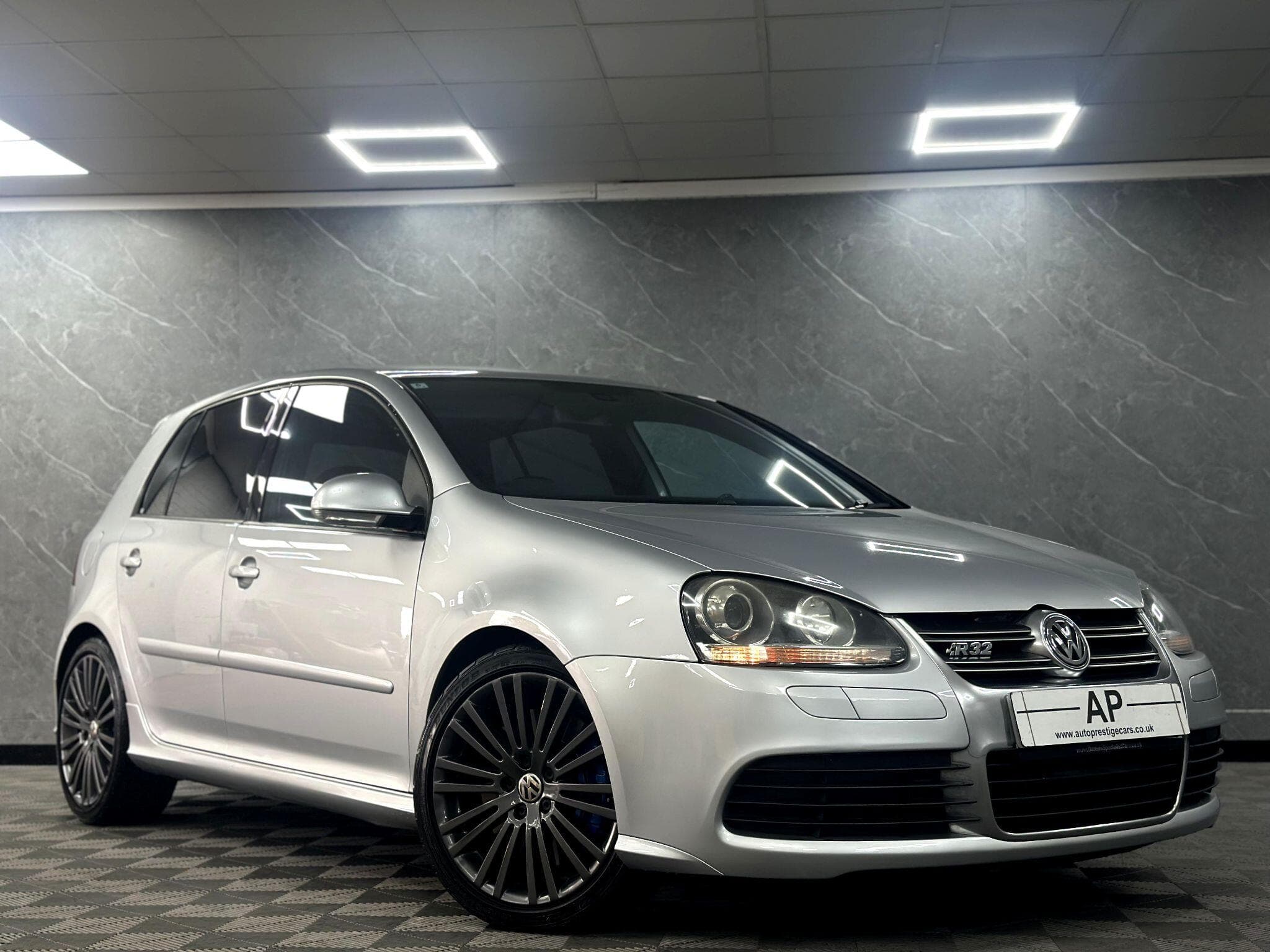 2006 Volkswagen Golf - Thumbnail 18
