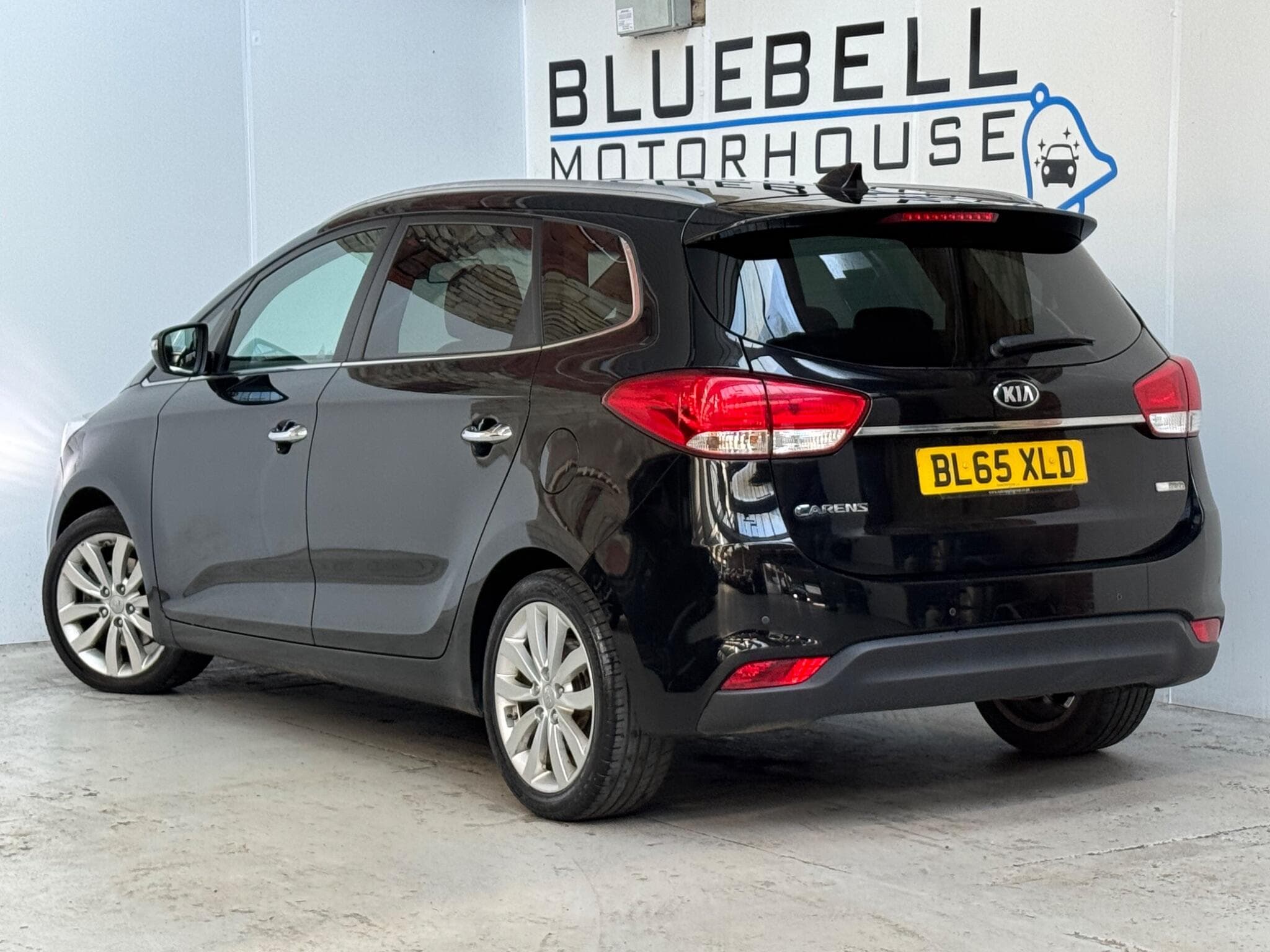 2016 Kia Carens - Thumbnail 5