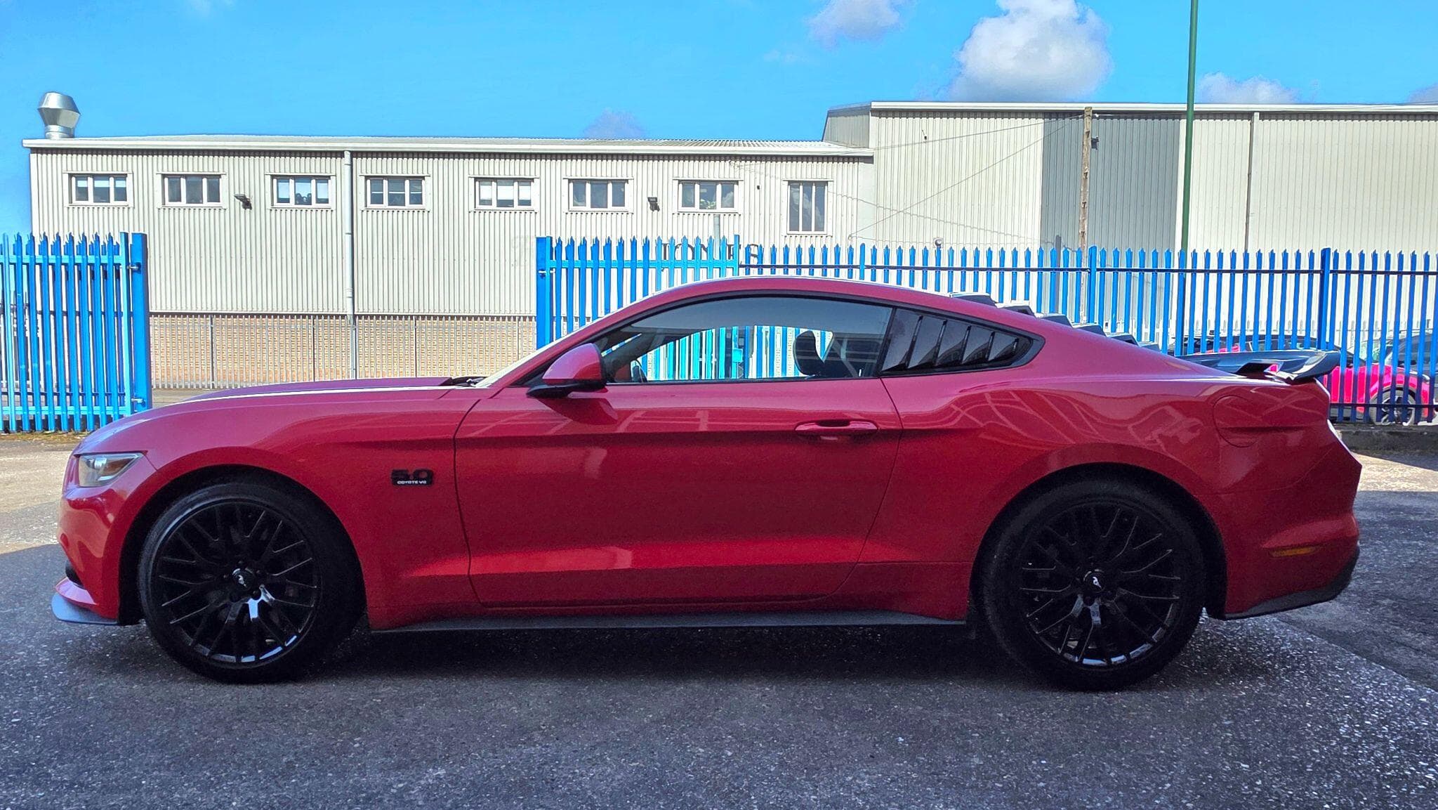 2016 Ford Mustang - Thumbnail 8