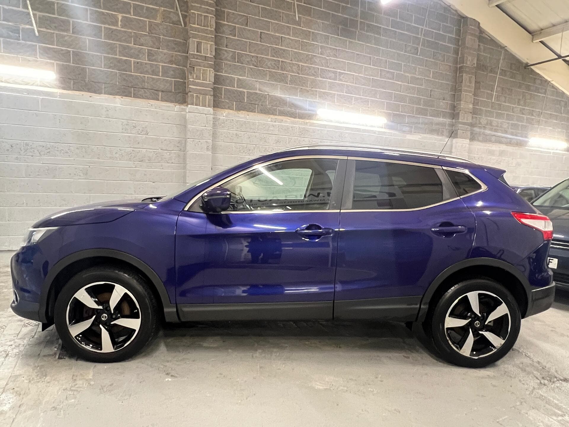 2015 Nissan Qashqai - Thumbnail 15