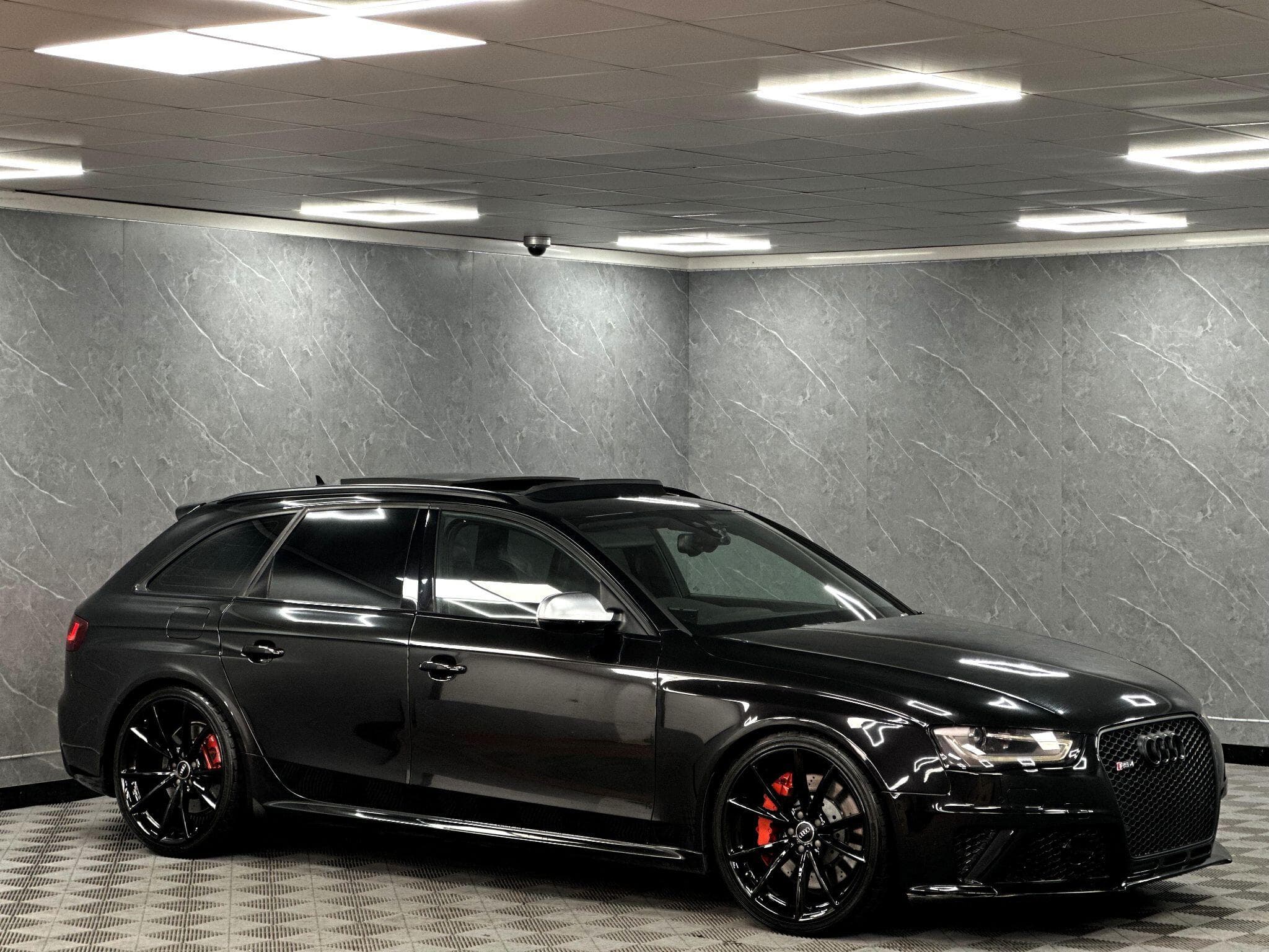 2013 Audi RS4 Avant - Thumbnail 35