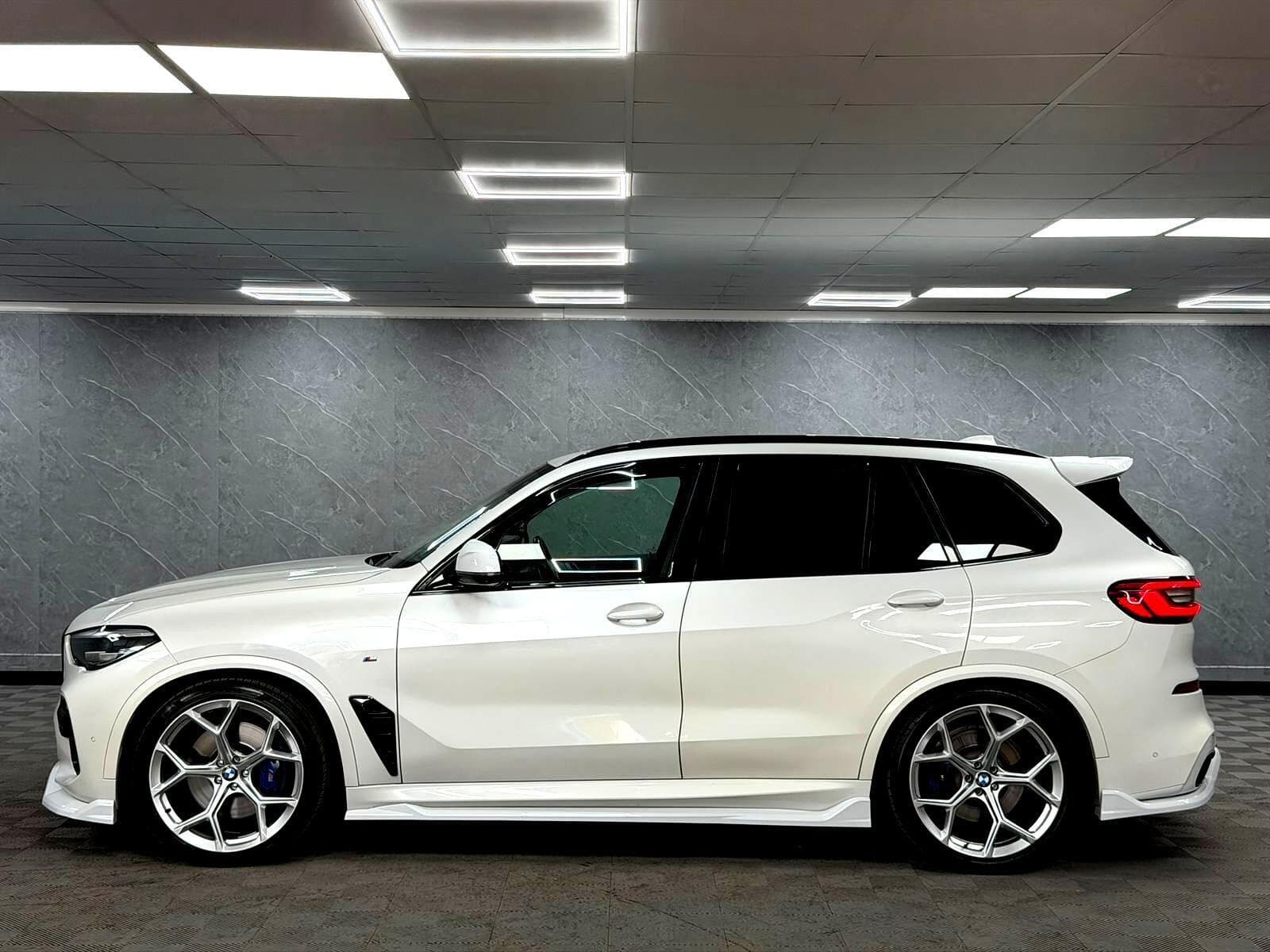 2019 BMW X5 - Thumbnail 21