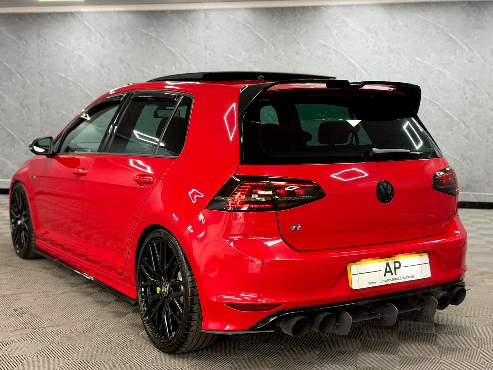 2015 Volkswagen Golf - Thumbnail 25