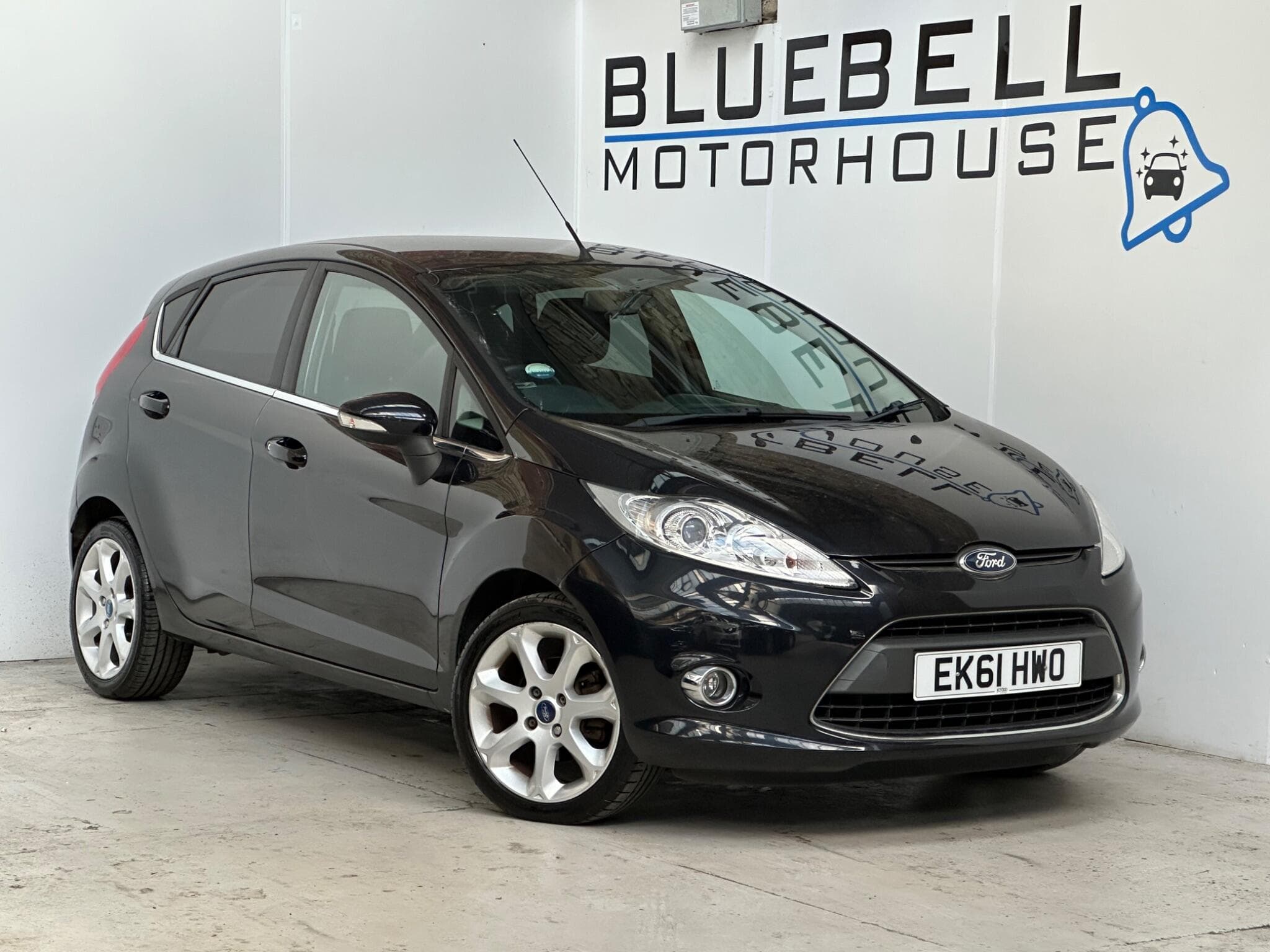 2011 Ford Fiesta - Image 1