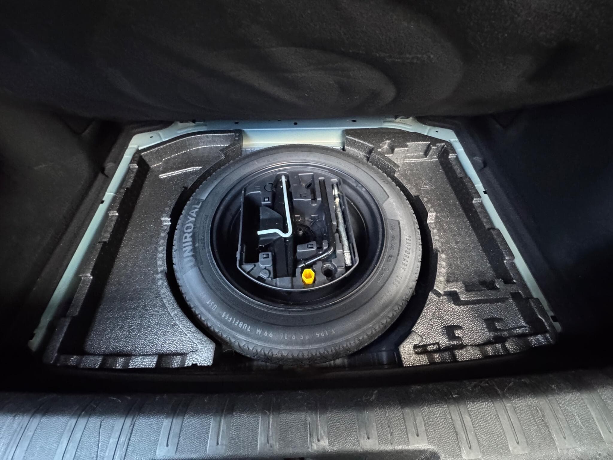 2018 Peugeot 308 - Thumbnail 25