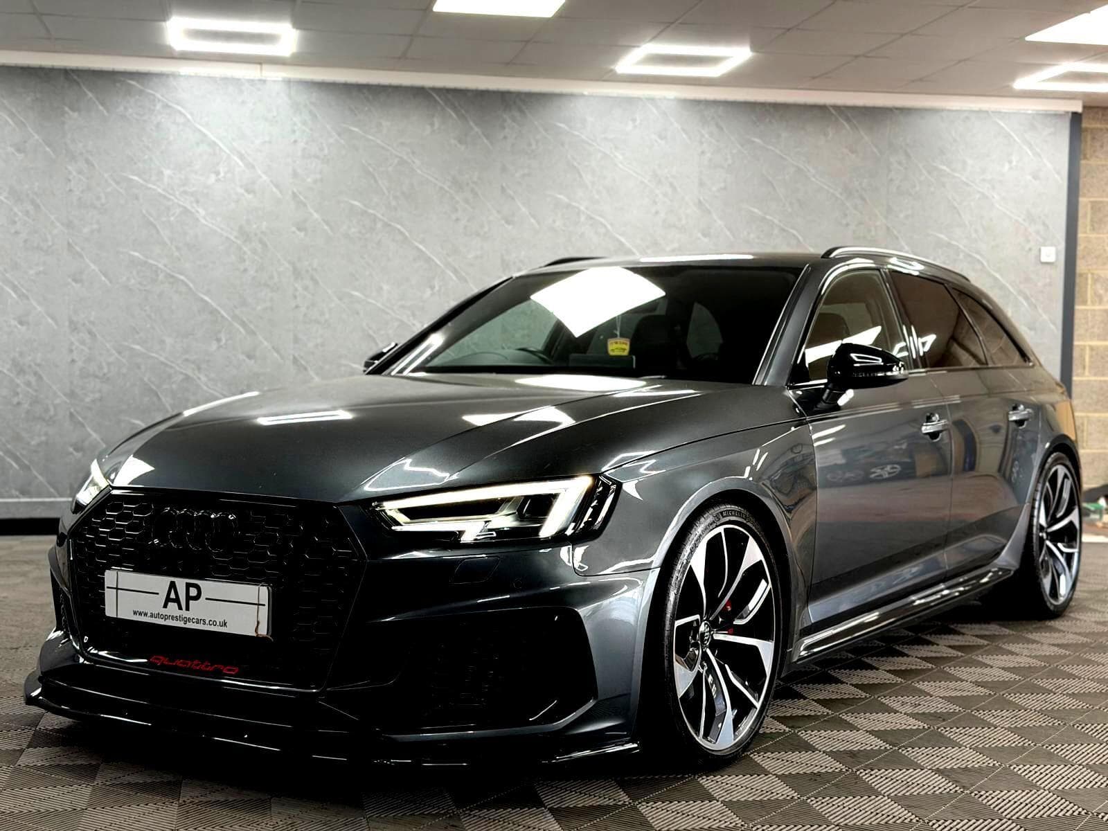 2018 Audi RS4 Avant - Thumbnail 17