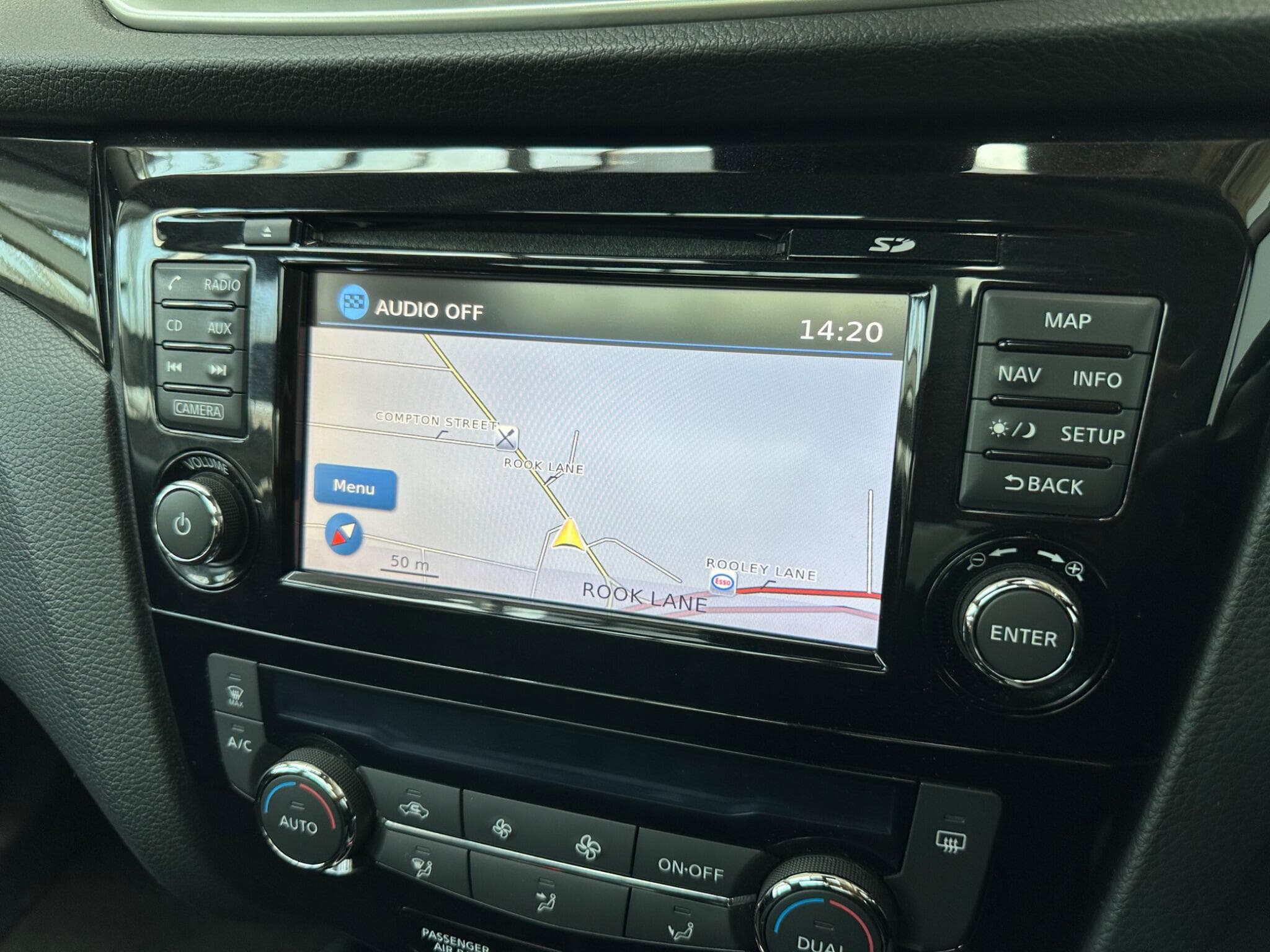2014 Nissan Qashqai - Thumbnail 14