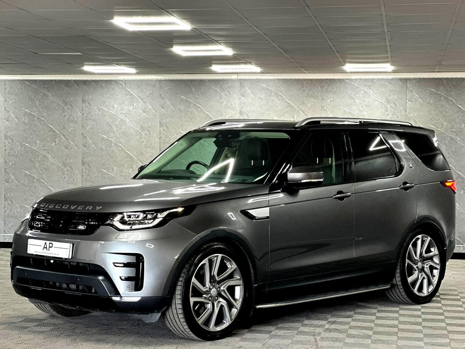 2017 Land Rover Discovery - Thumbnail 21