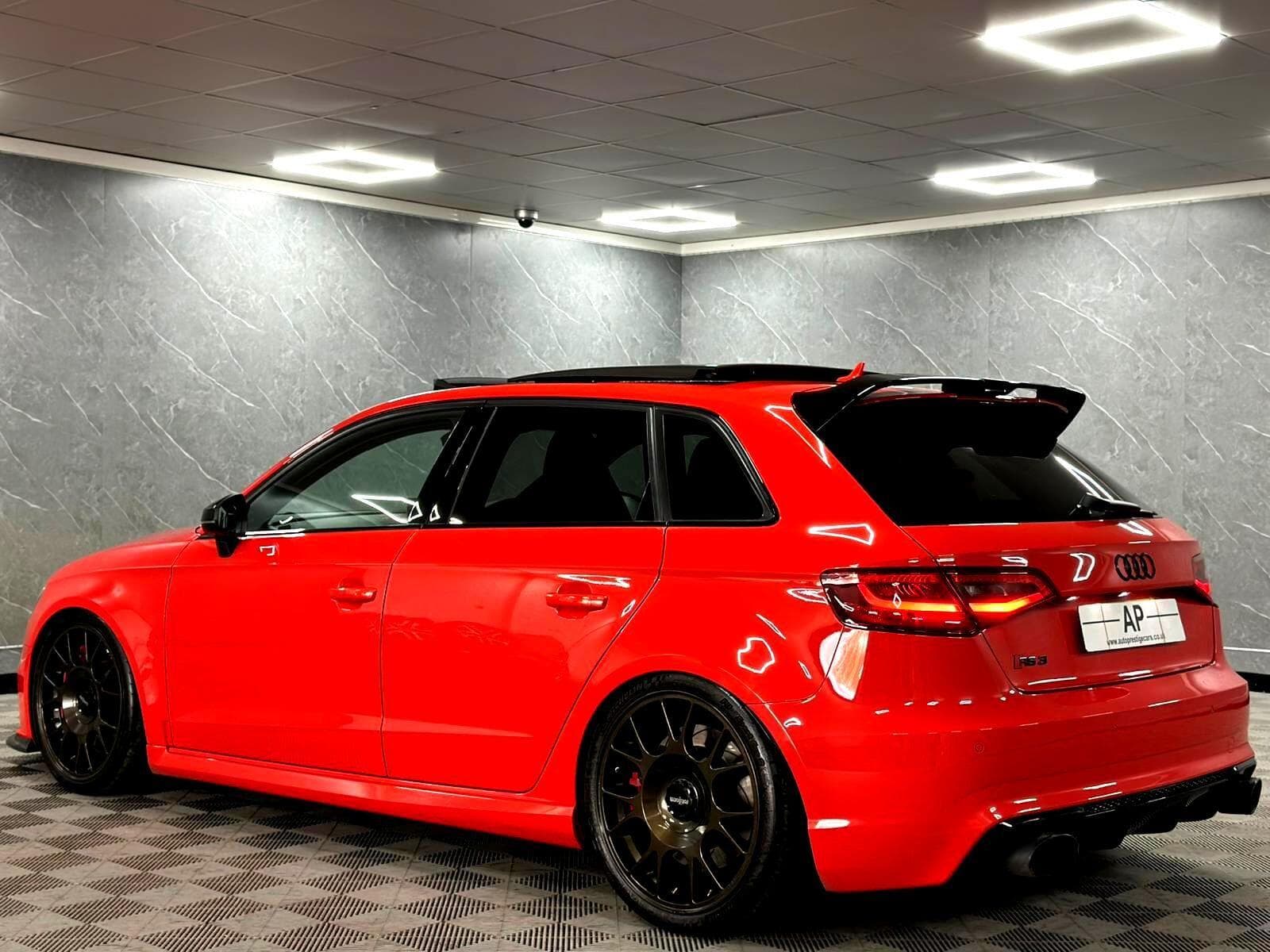 2016 Audi RS3 - Thumbnail 33