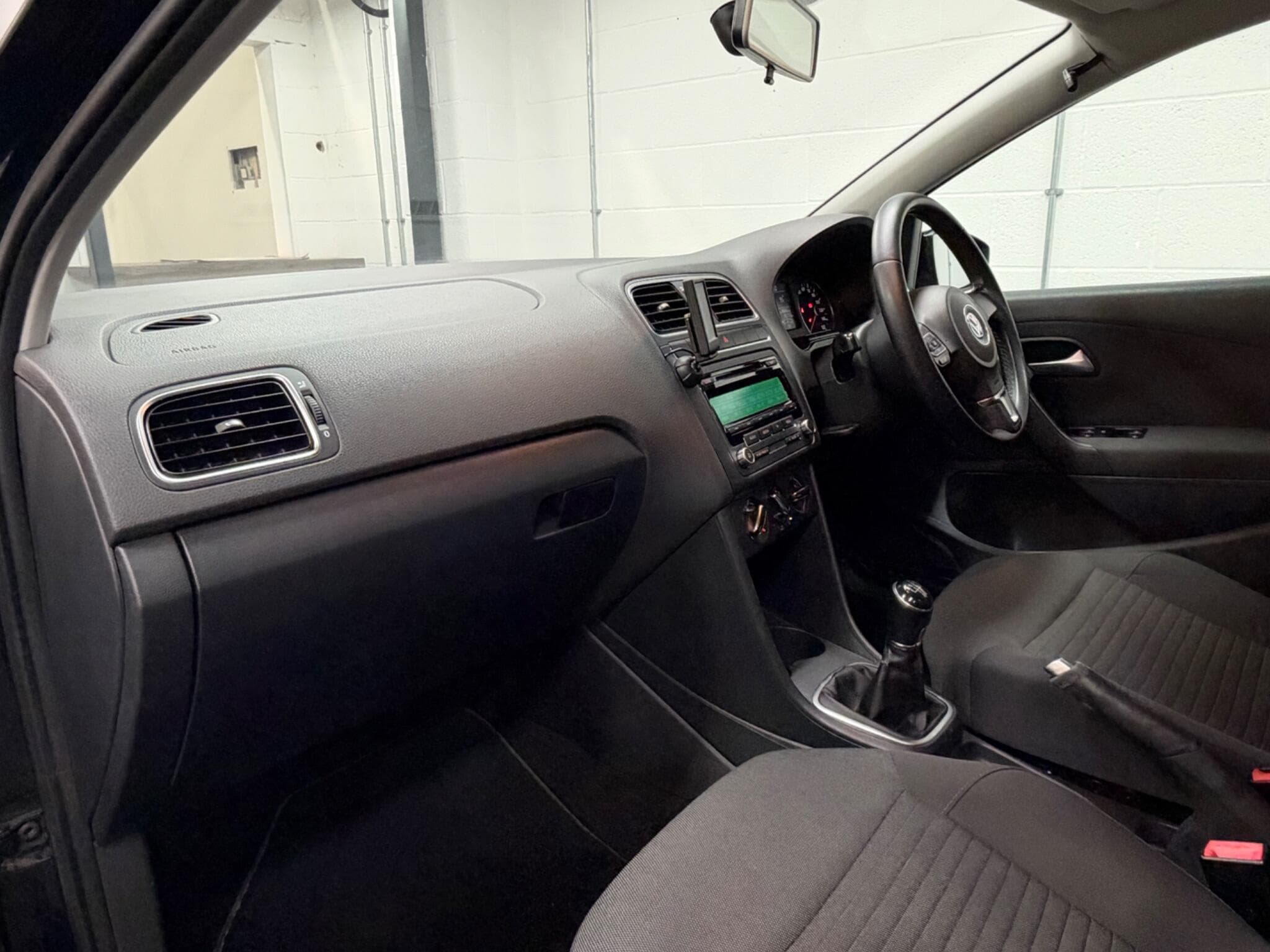 2012 Volkswagen Polo - Thumbnail 13