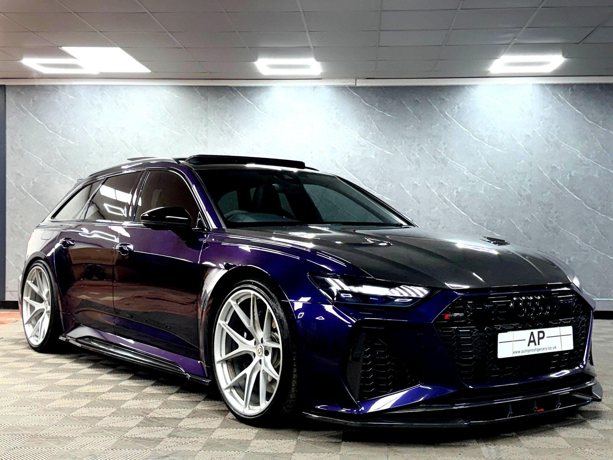 2020 Audi RS6 Avant - Thumbnail 4