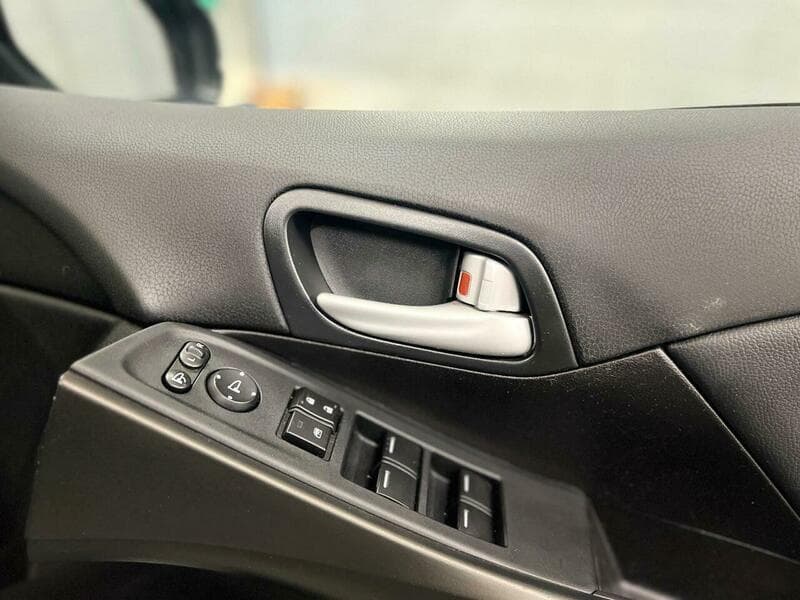 2015 Honda Civic - Thumbnail 29