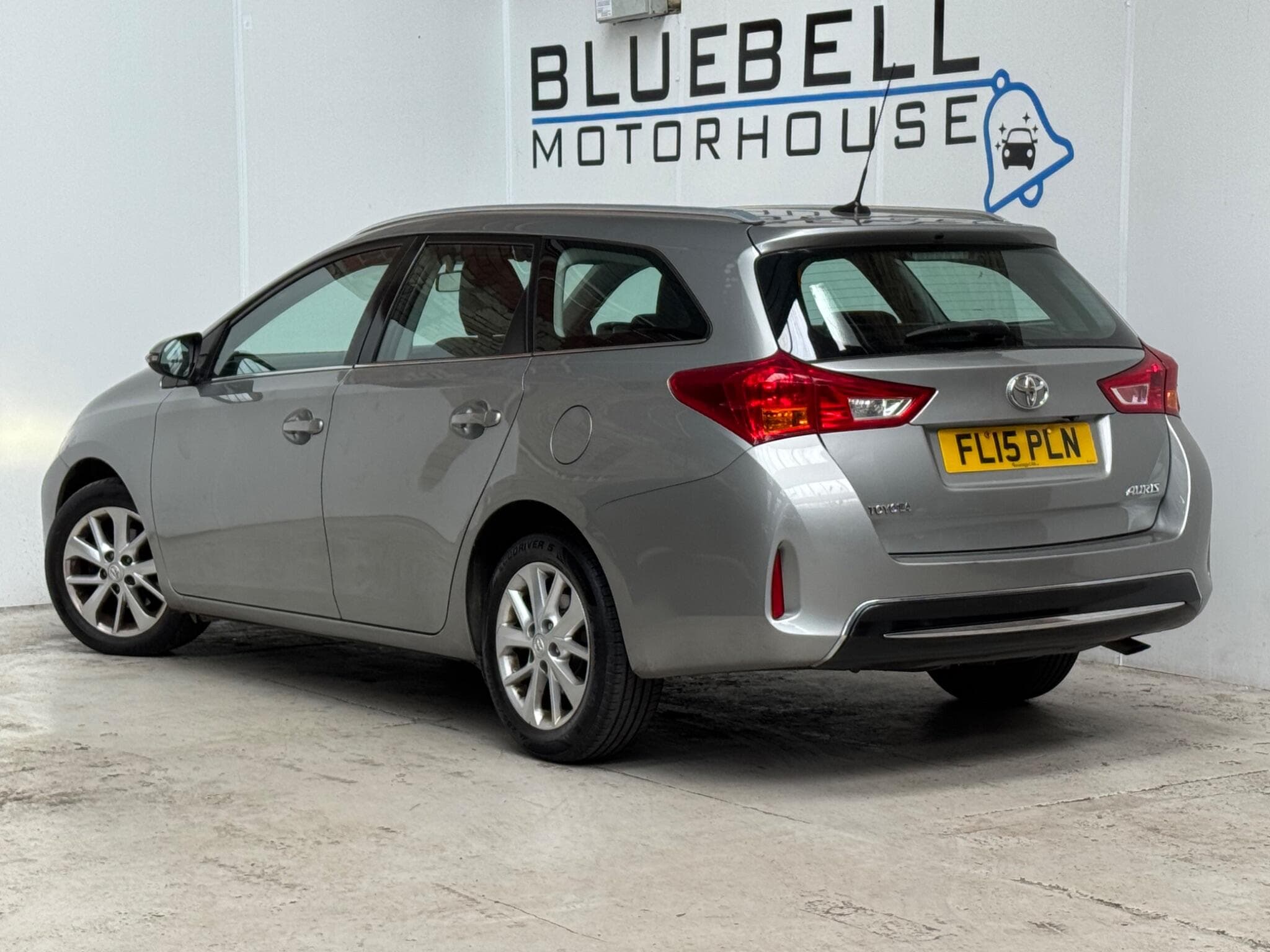 2015 Toyota Auris - Thumbnail 5