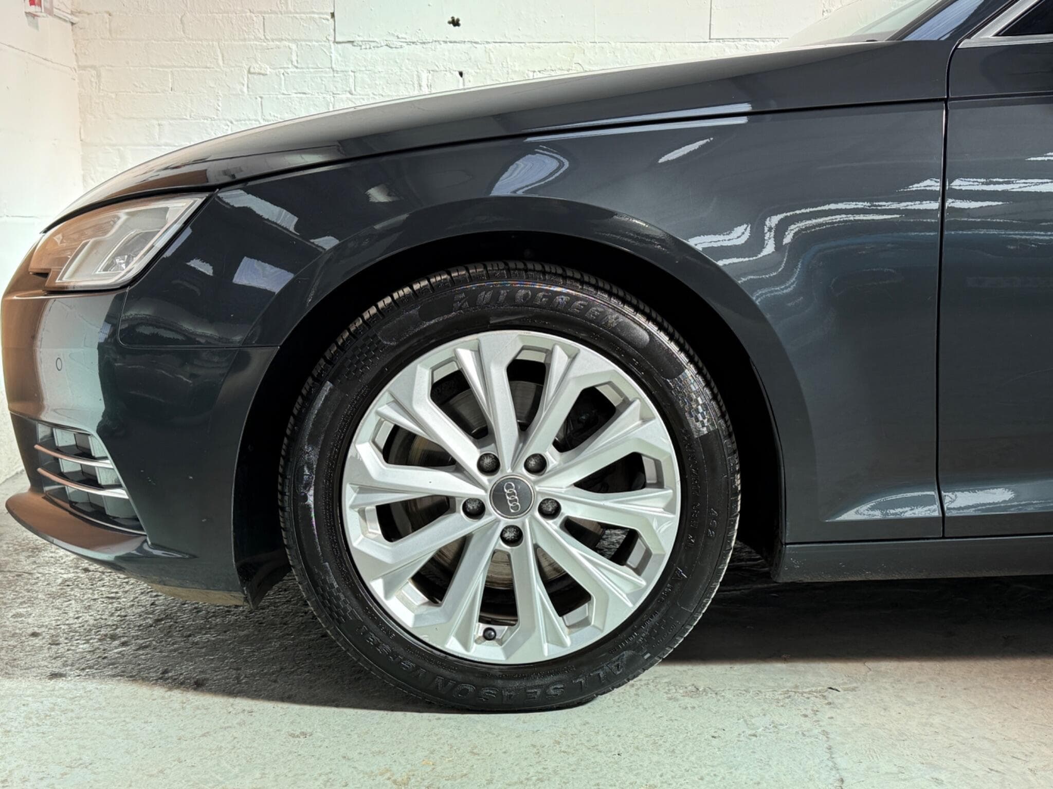 2017 Audi A4 Avant - Thumbnail 25