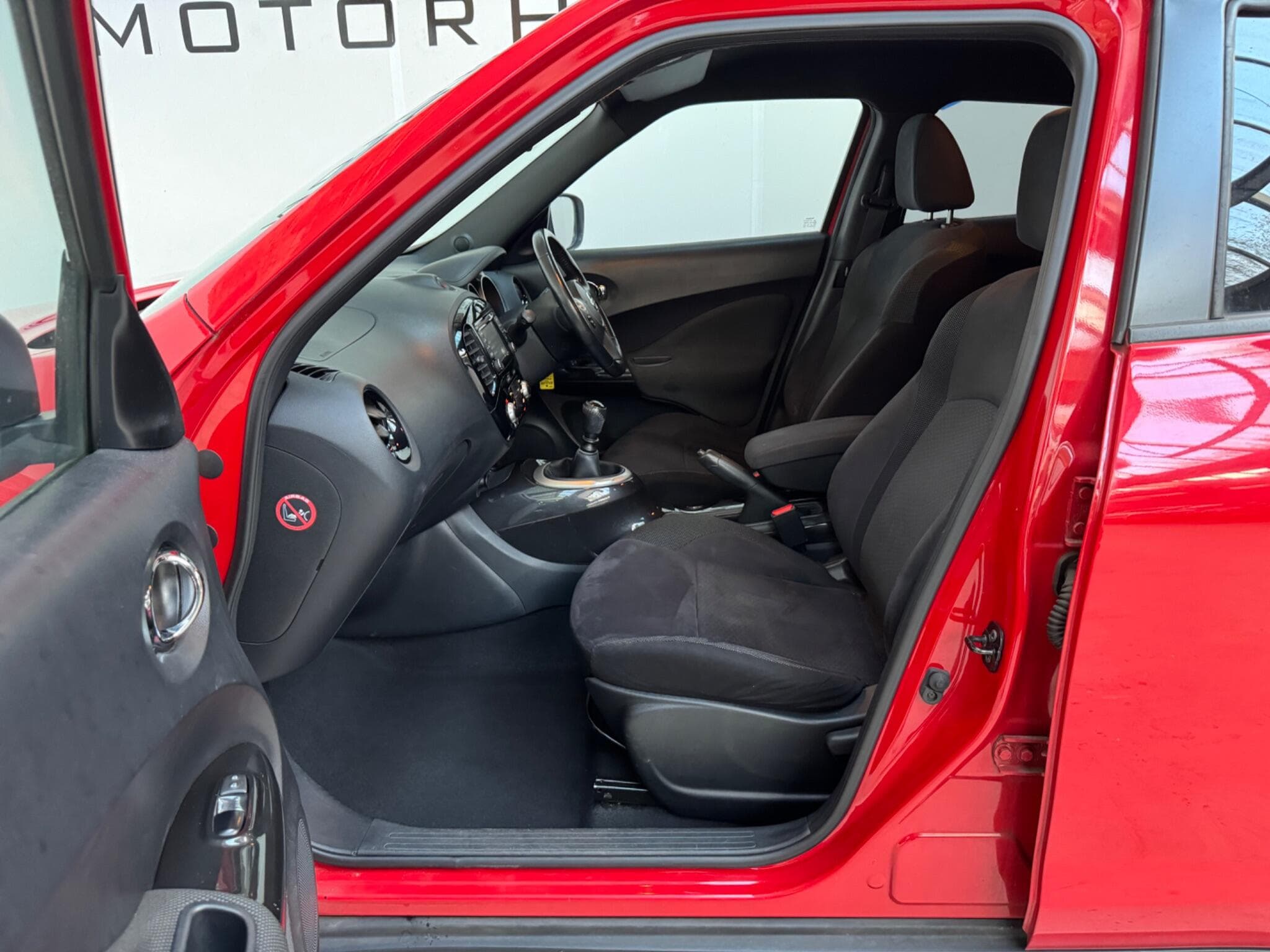 2014 Nissan Juke - Thumbnail 10