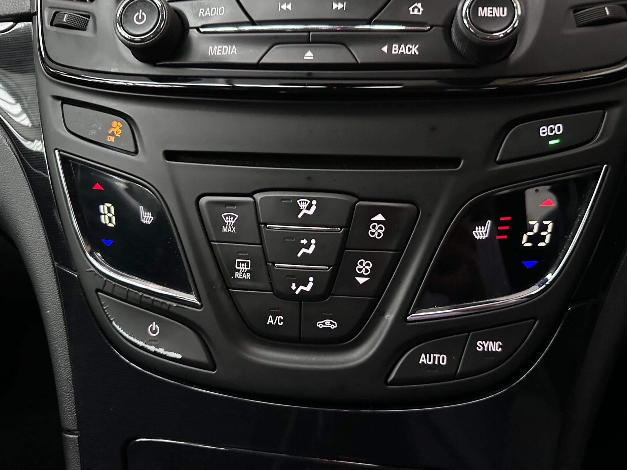 2014 Vauxhall Insignia - Thumbnail 14