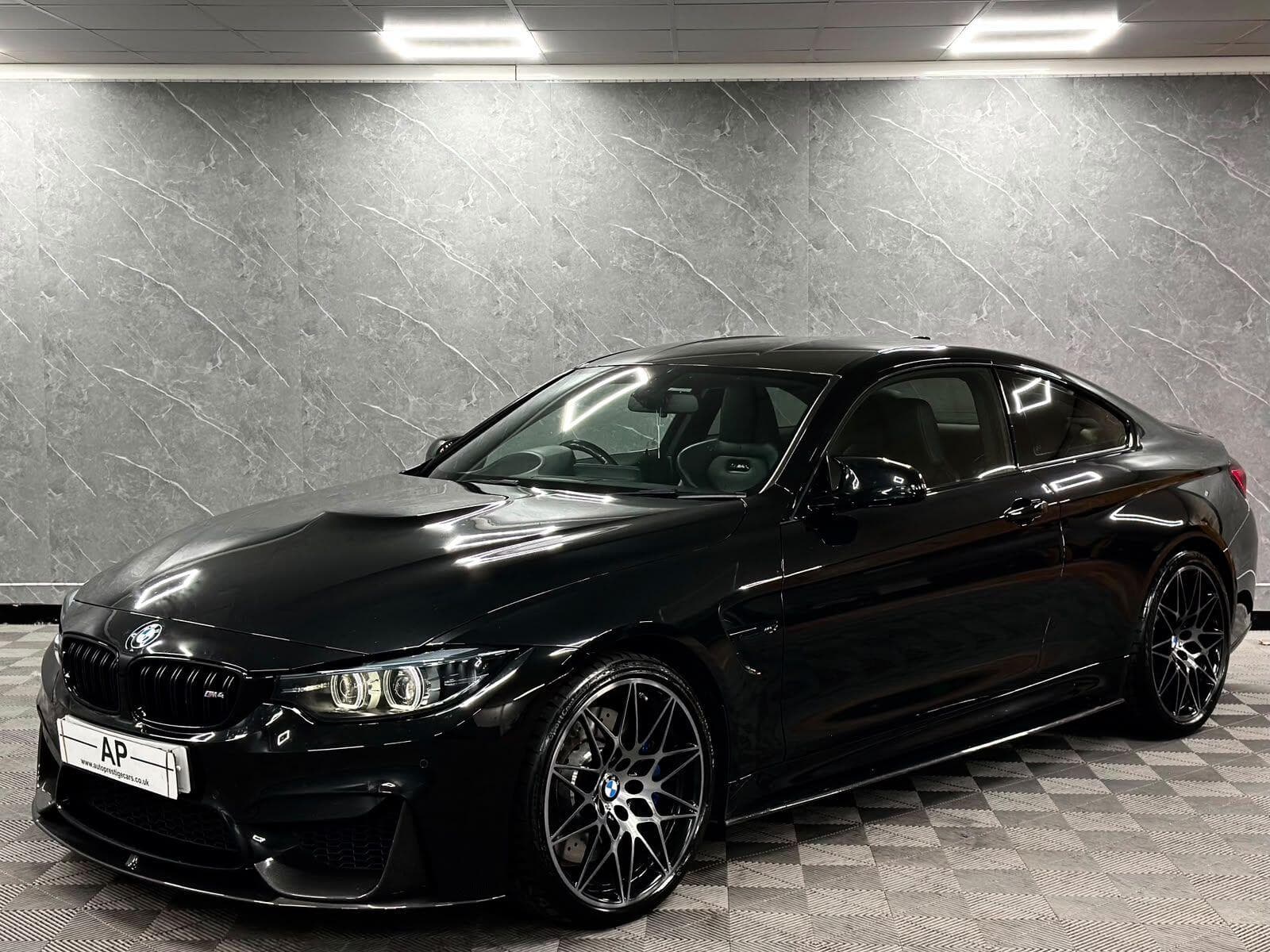 2017 BMW M4 - Thumbnail 12