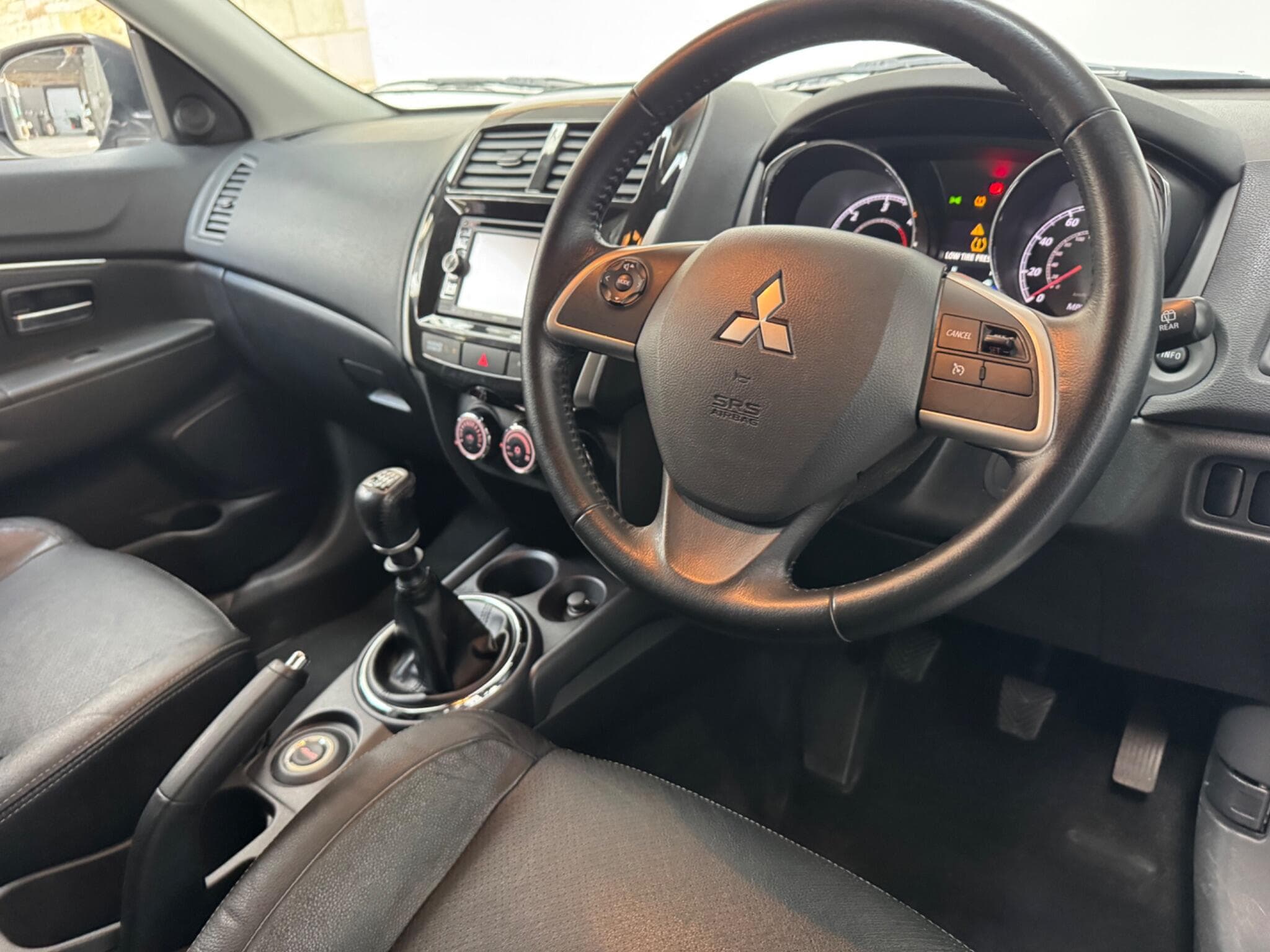 2014 Mitsubishi ASX - Thumbnail 4
