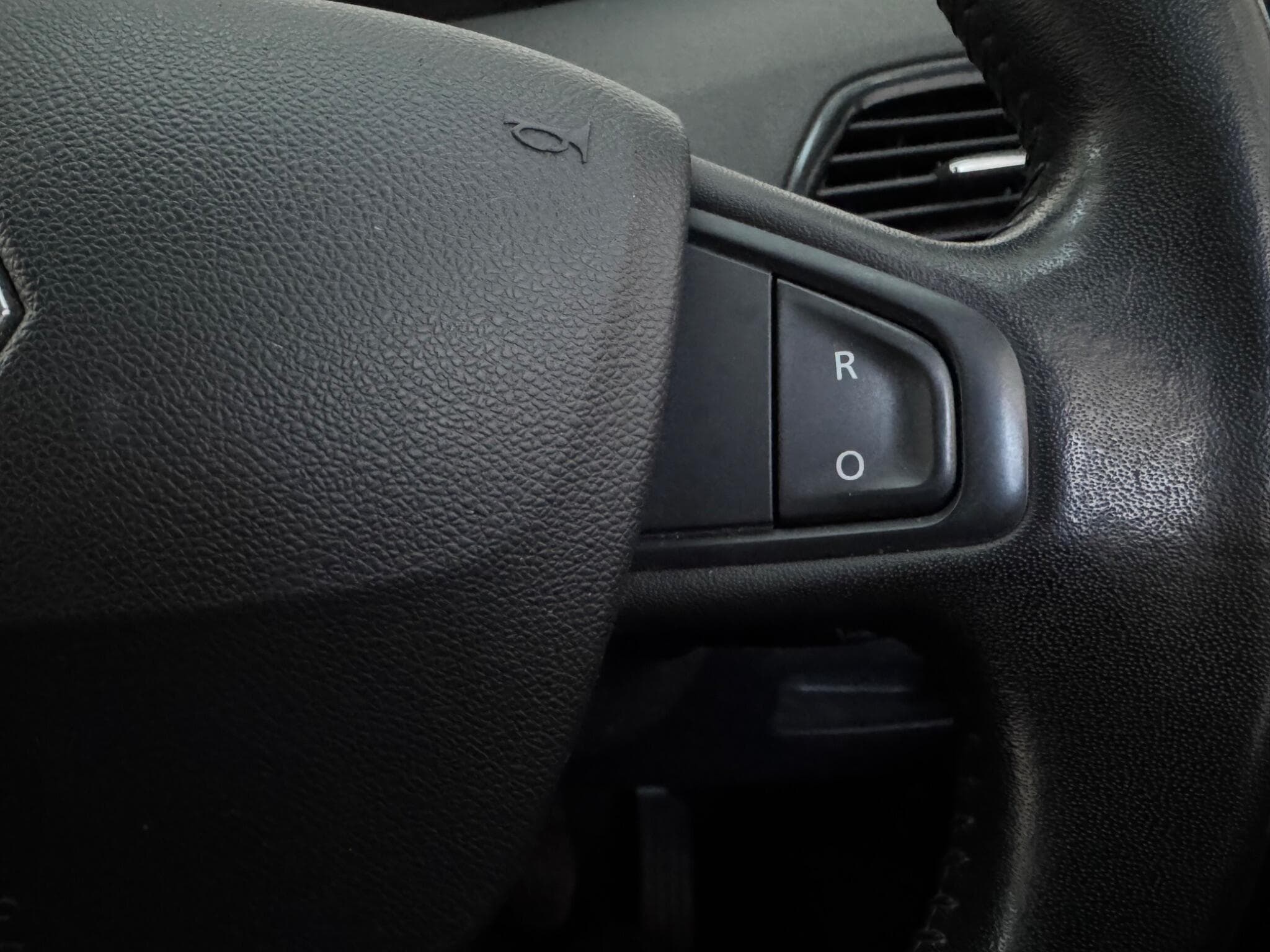 2014 Renault Grand Scenic - Thumbnail 17