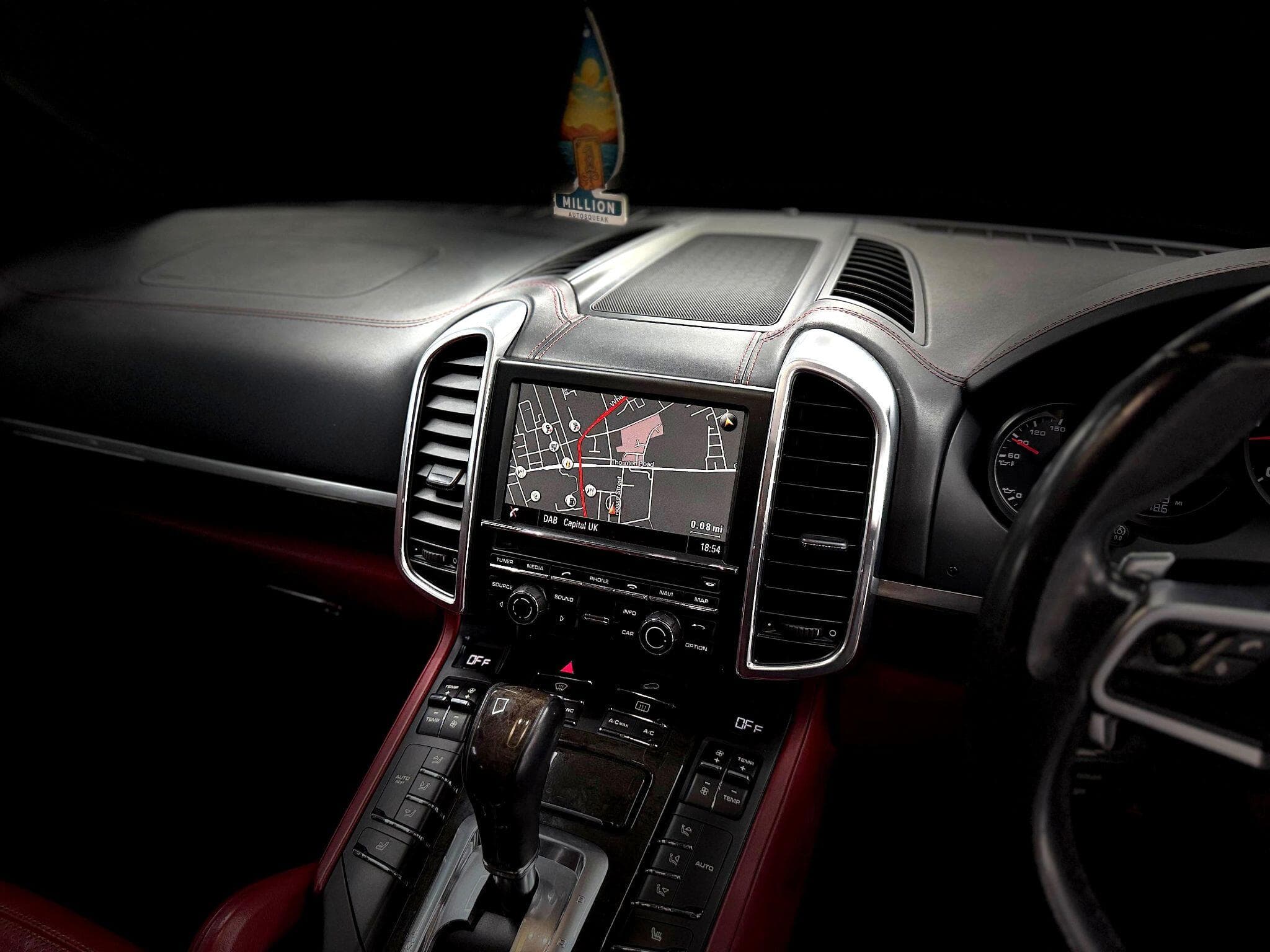 2014 Porsche Cayenne - Thumbnail 34