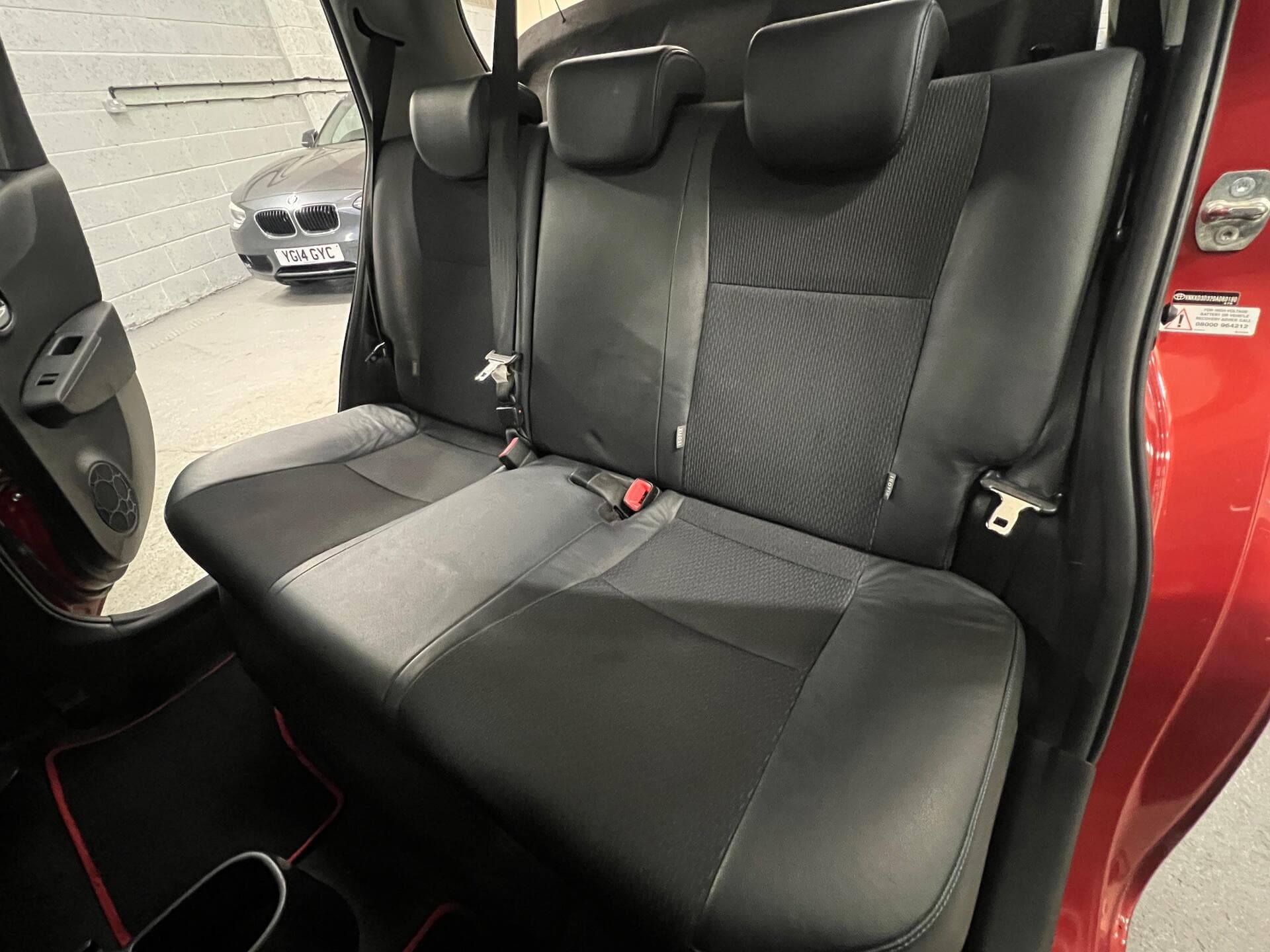 2014 Toyota Yaris - Thumbnail 46