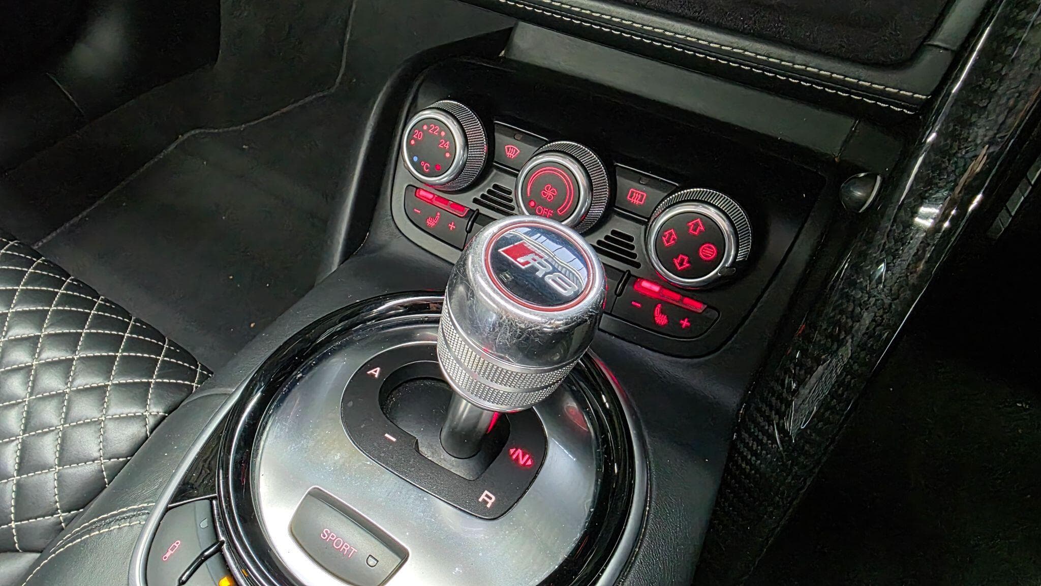 2014 Audi R8 - Thumbnail 34