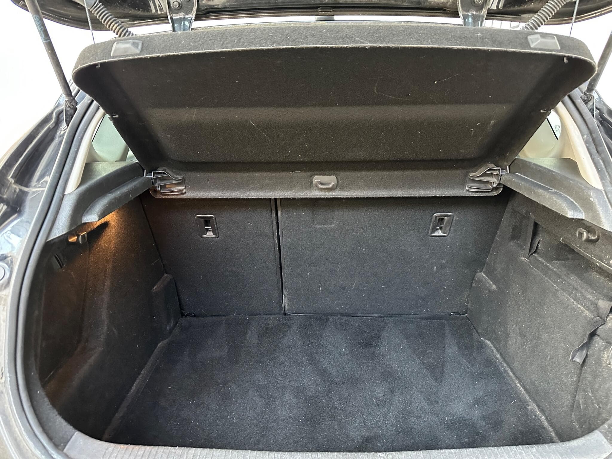 2015 Vauxhall Astra - Thumbnail 17