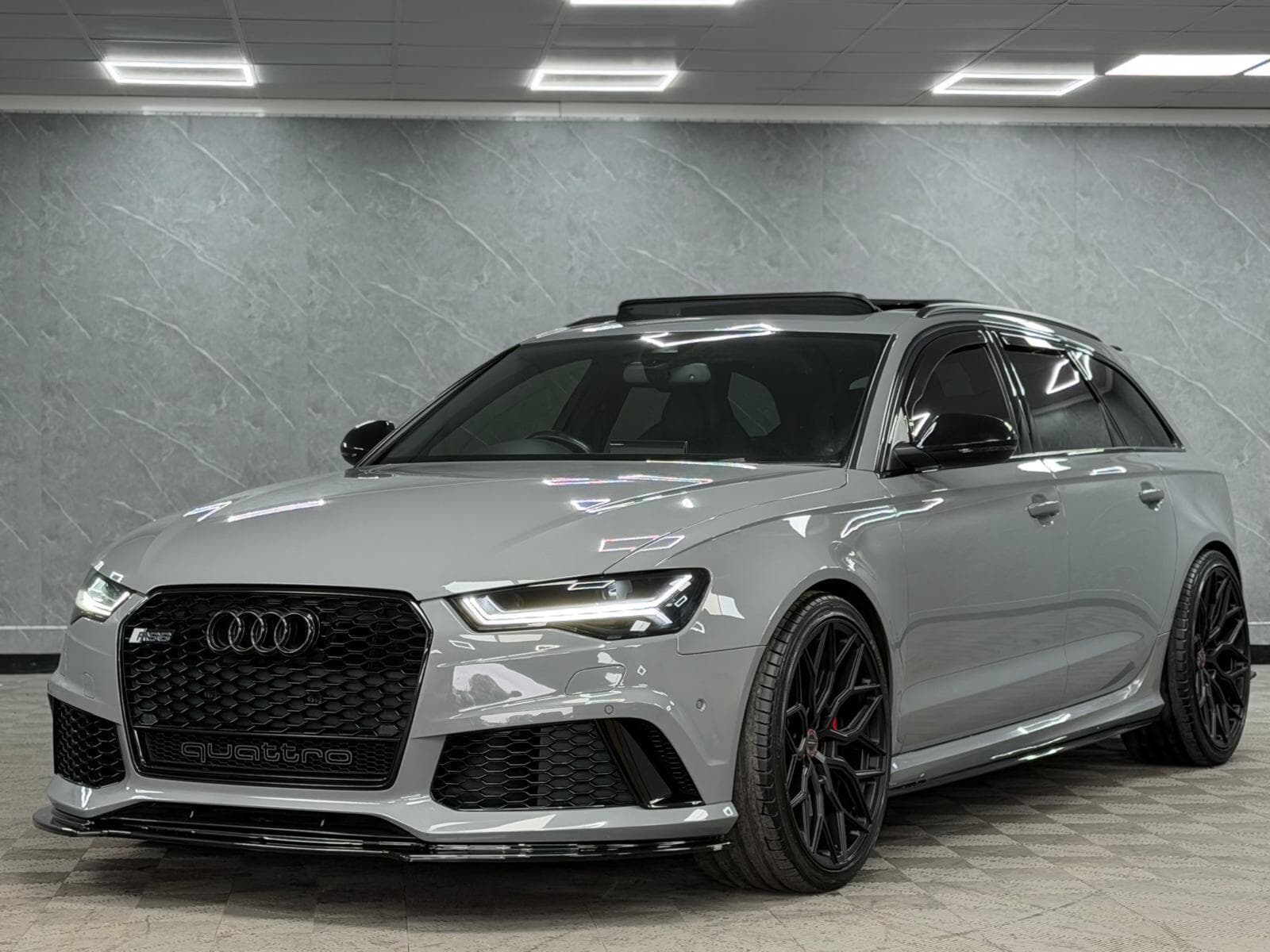2016 Audi RS6 Avant - Thumbnail 13