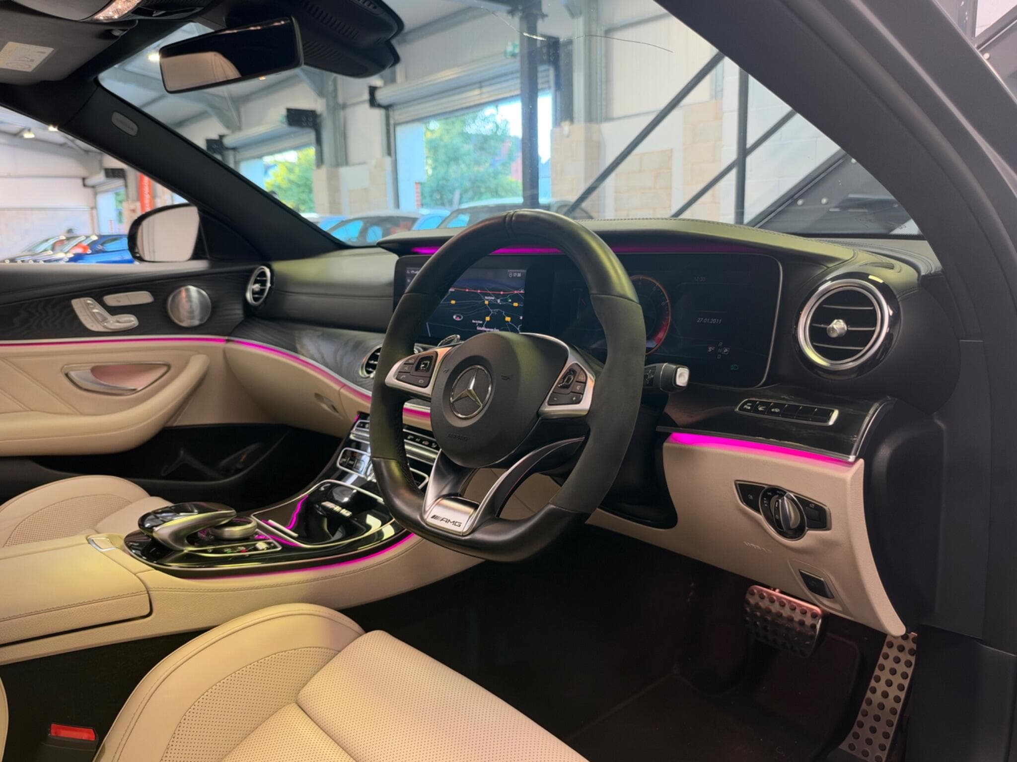 2017 Mercedes-Benz E Class - Thumbnail 26