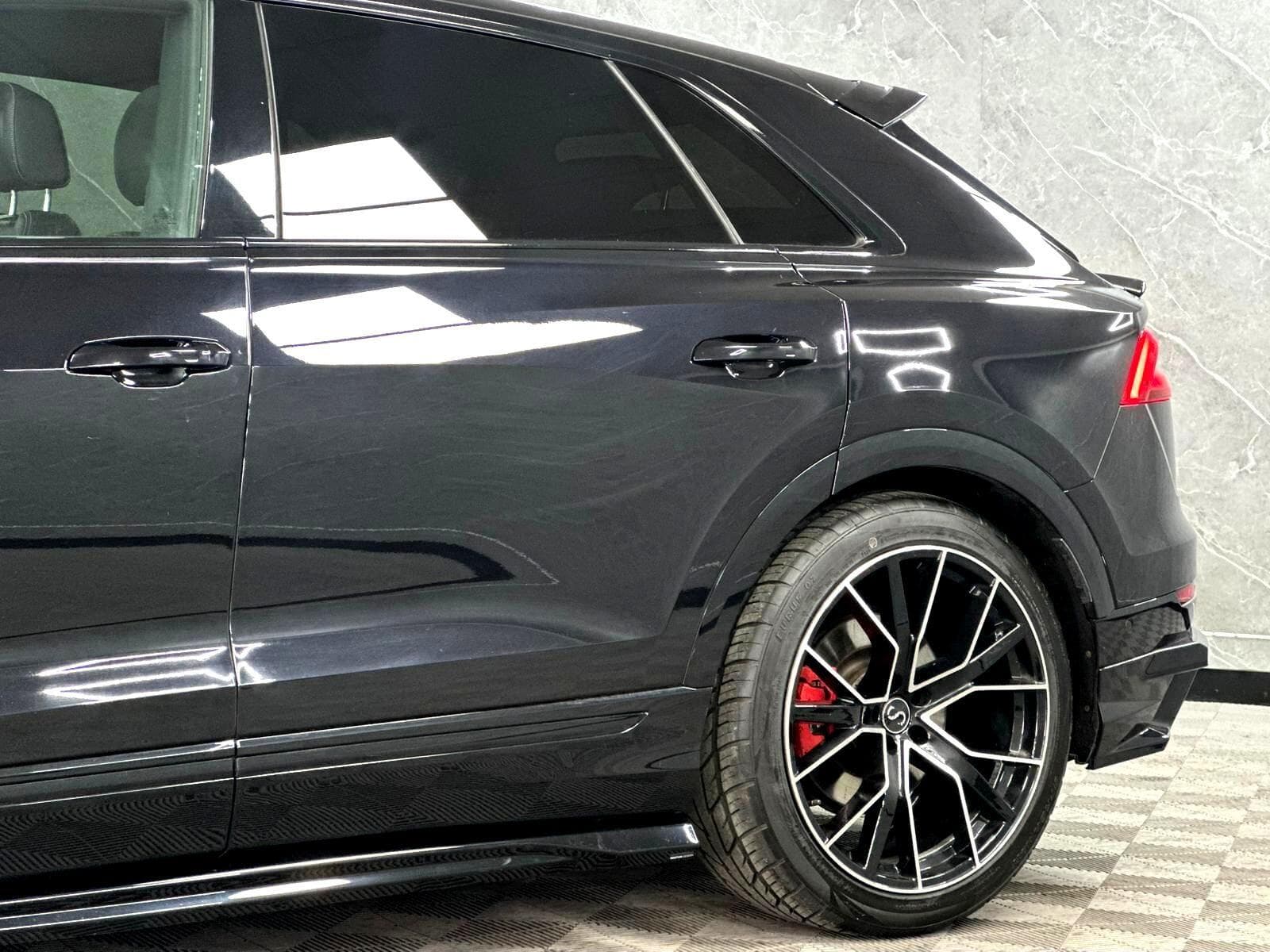 2019 Audi Q8 - Thumbnail 36