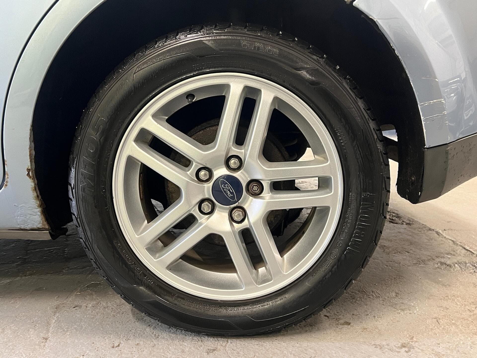 2007 Ford Focus - Thumbnail 13