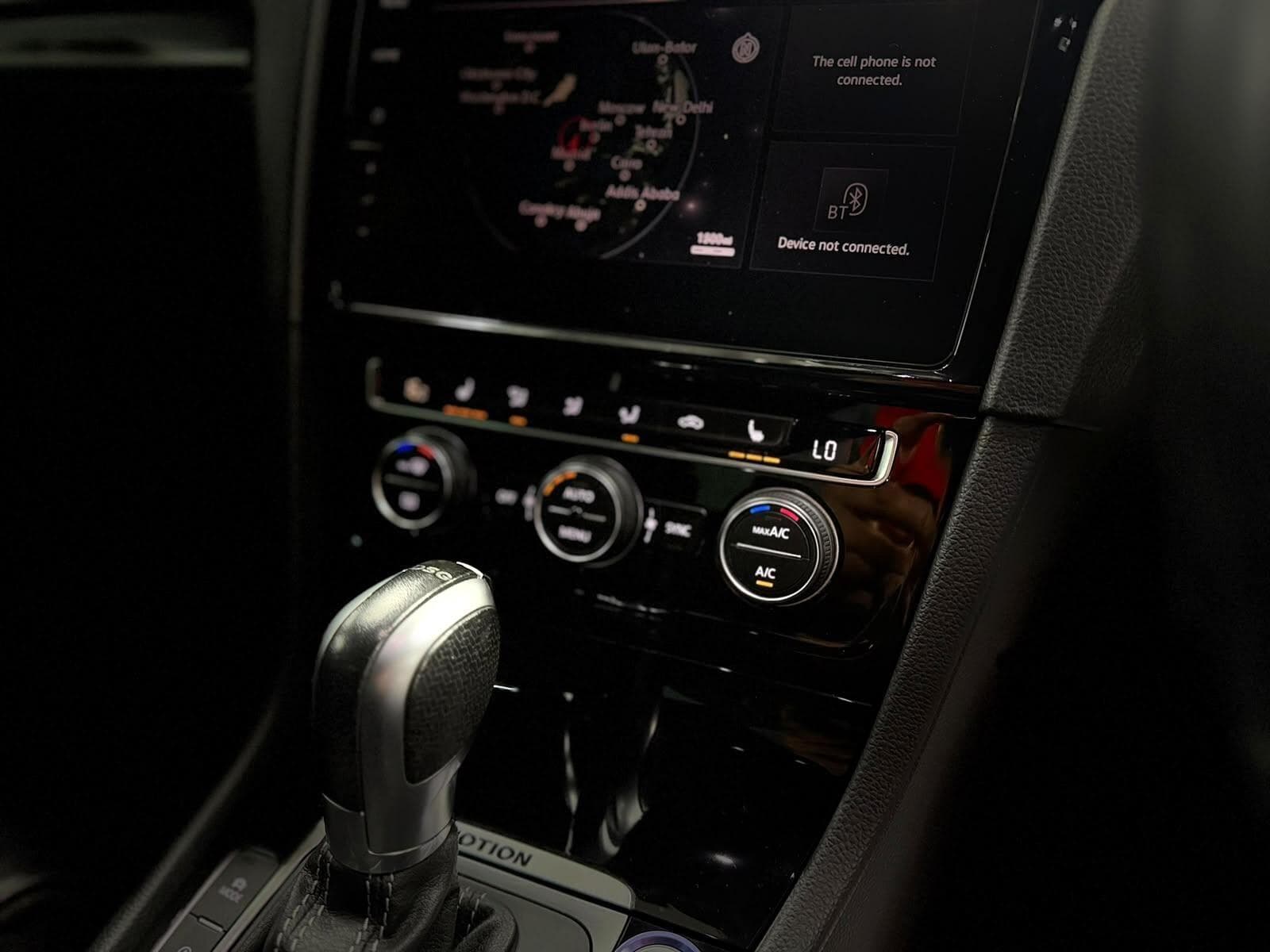 2019 Volkswagen Golf - Thumbnail 52
