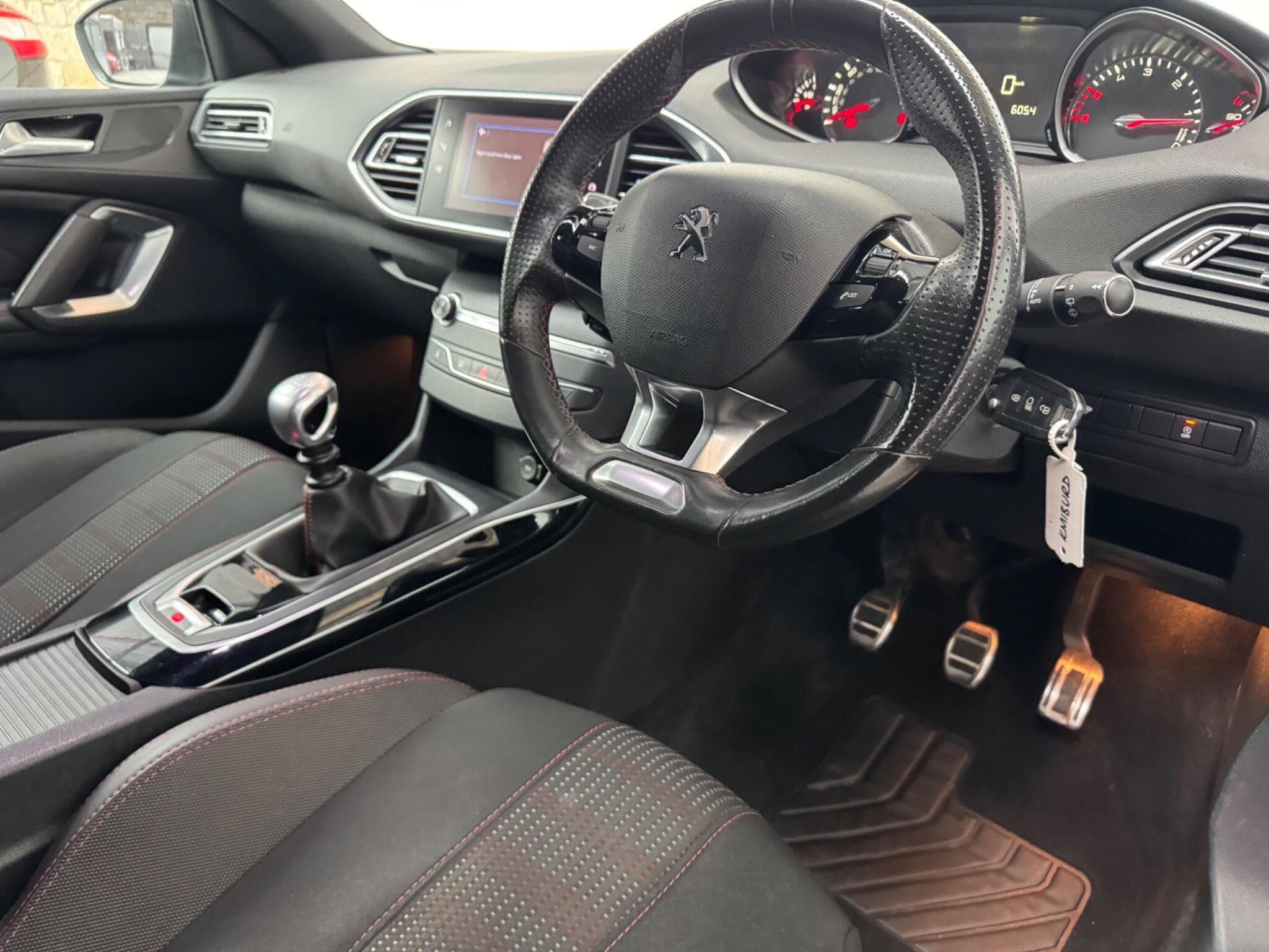 2018 Peugeot 308 - Thumbnail 4