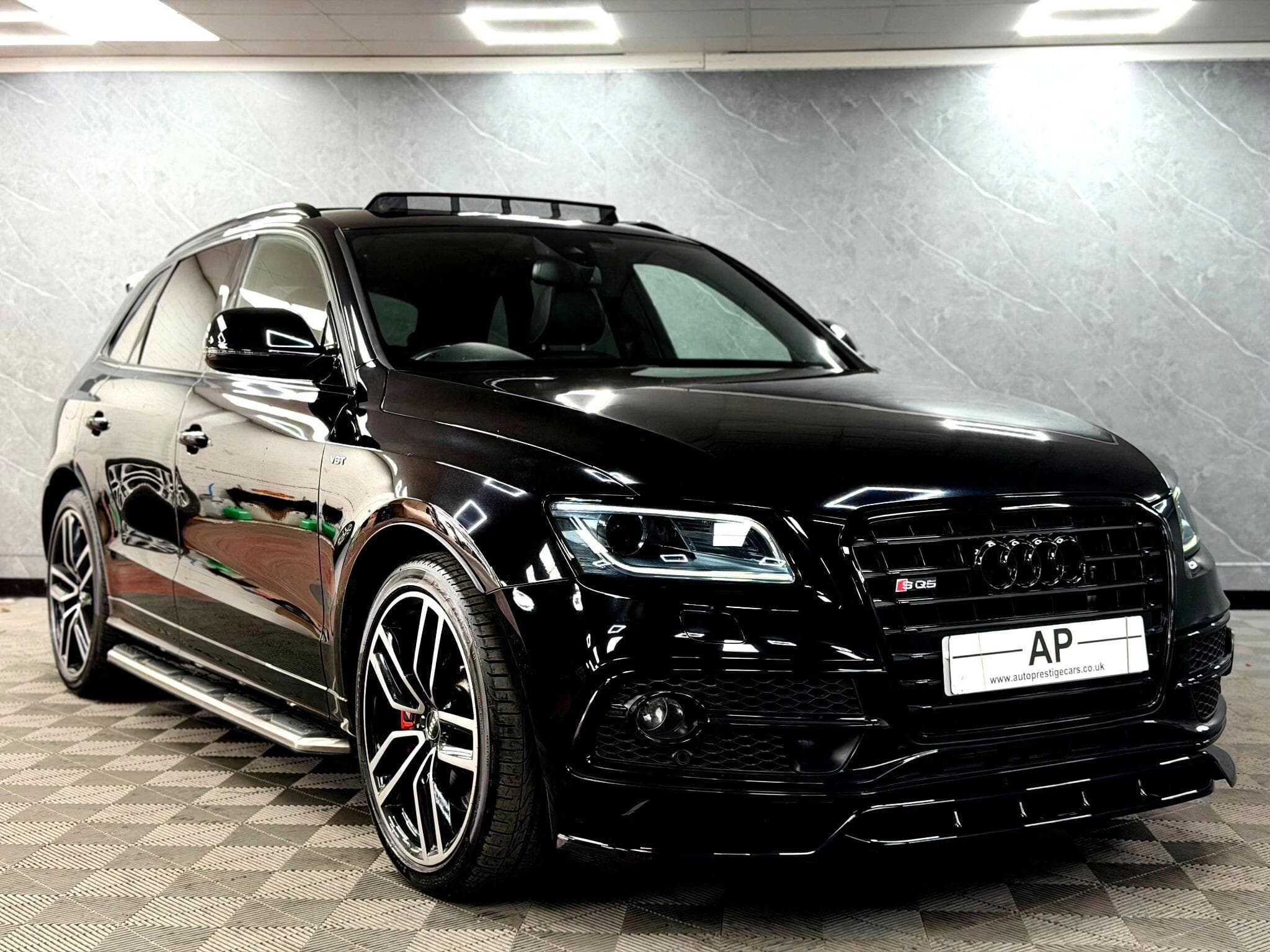 2016 Audi SQ5 - Thumbnail 4