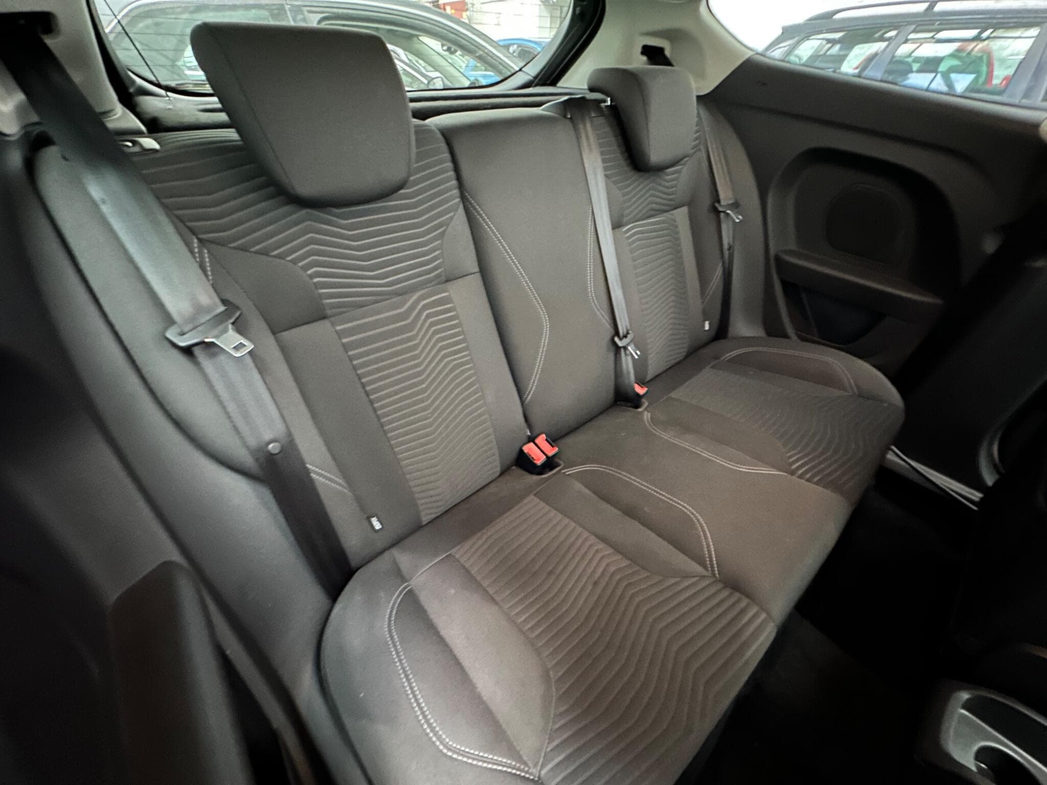 2016 Ford Fiesta - Thumbnail 10