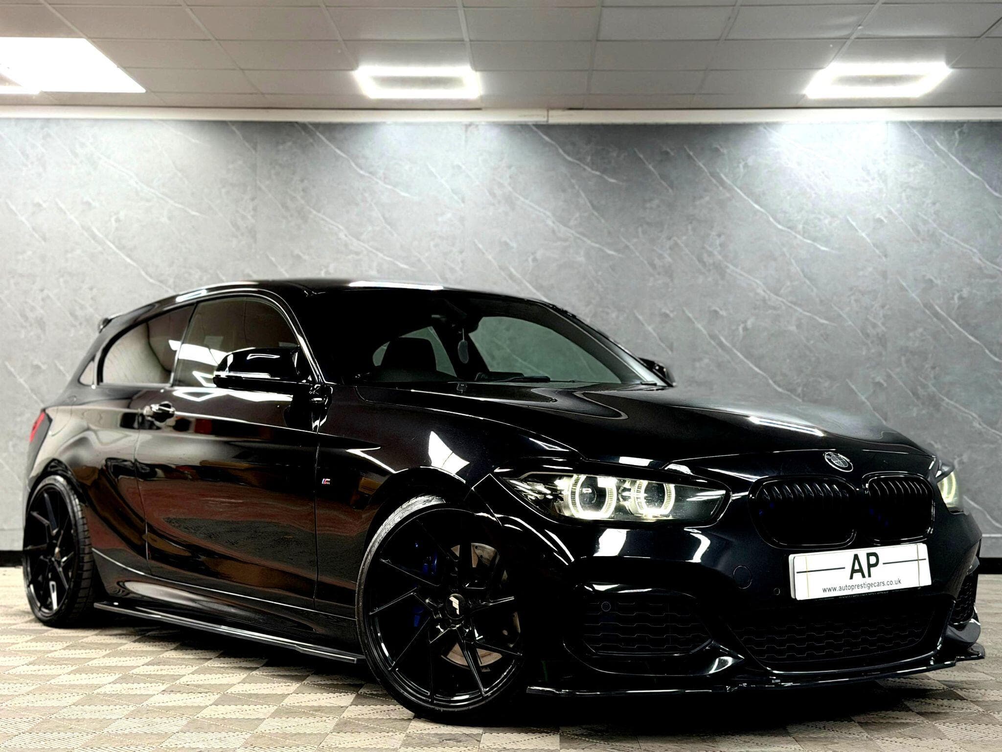 2018 BMW 1 Series - Image 3