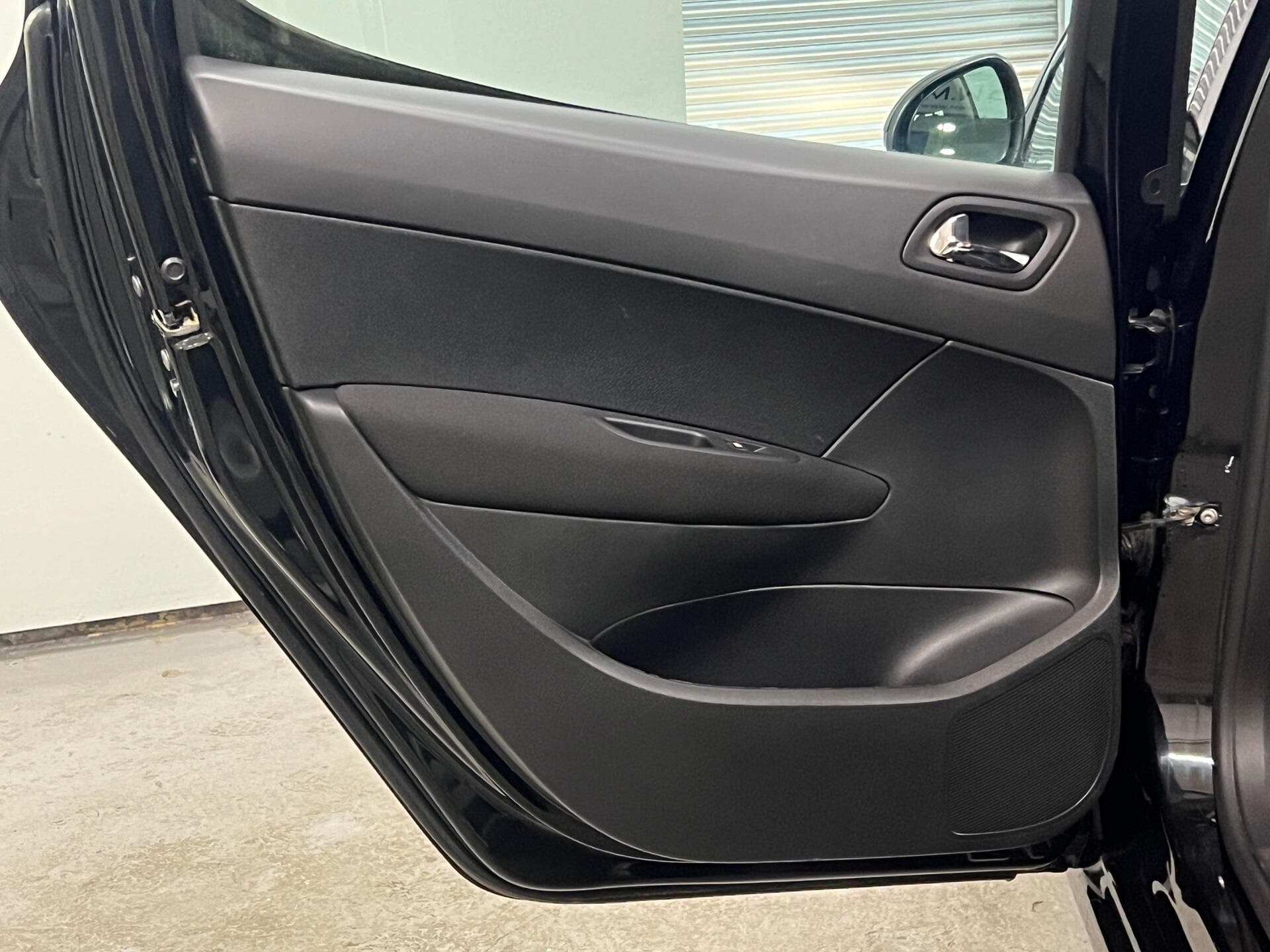 2012 Peugeot 308 - Thumbnail 29
