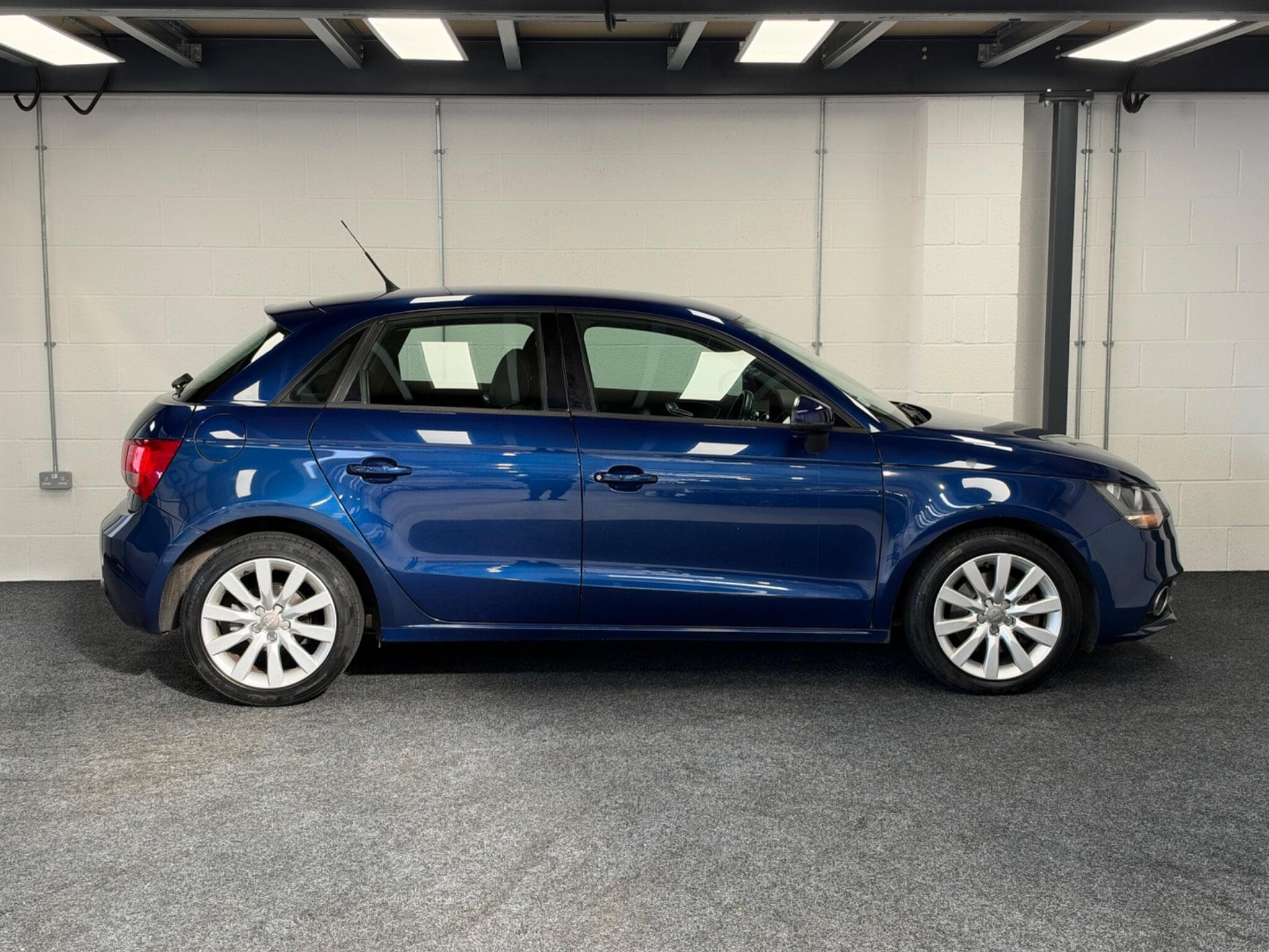 2014 Audi A1 - Thumbnail 7