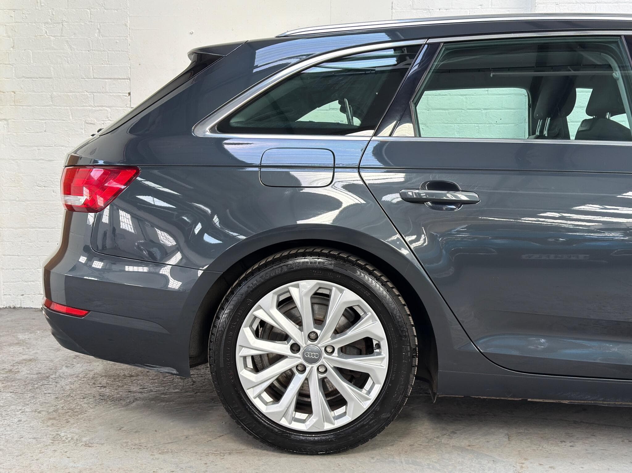 2017 Audi A4 Avant - Thumbnail 27