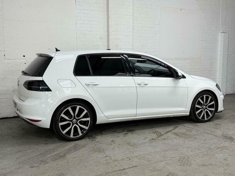 2014 Volkswagen Golf - Thumbnail 3