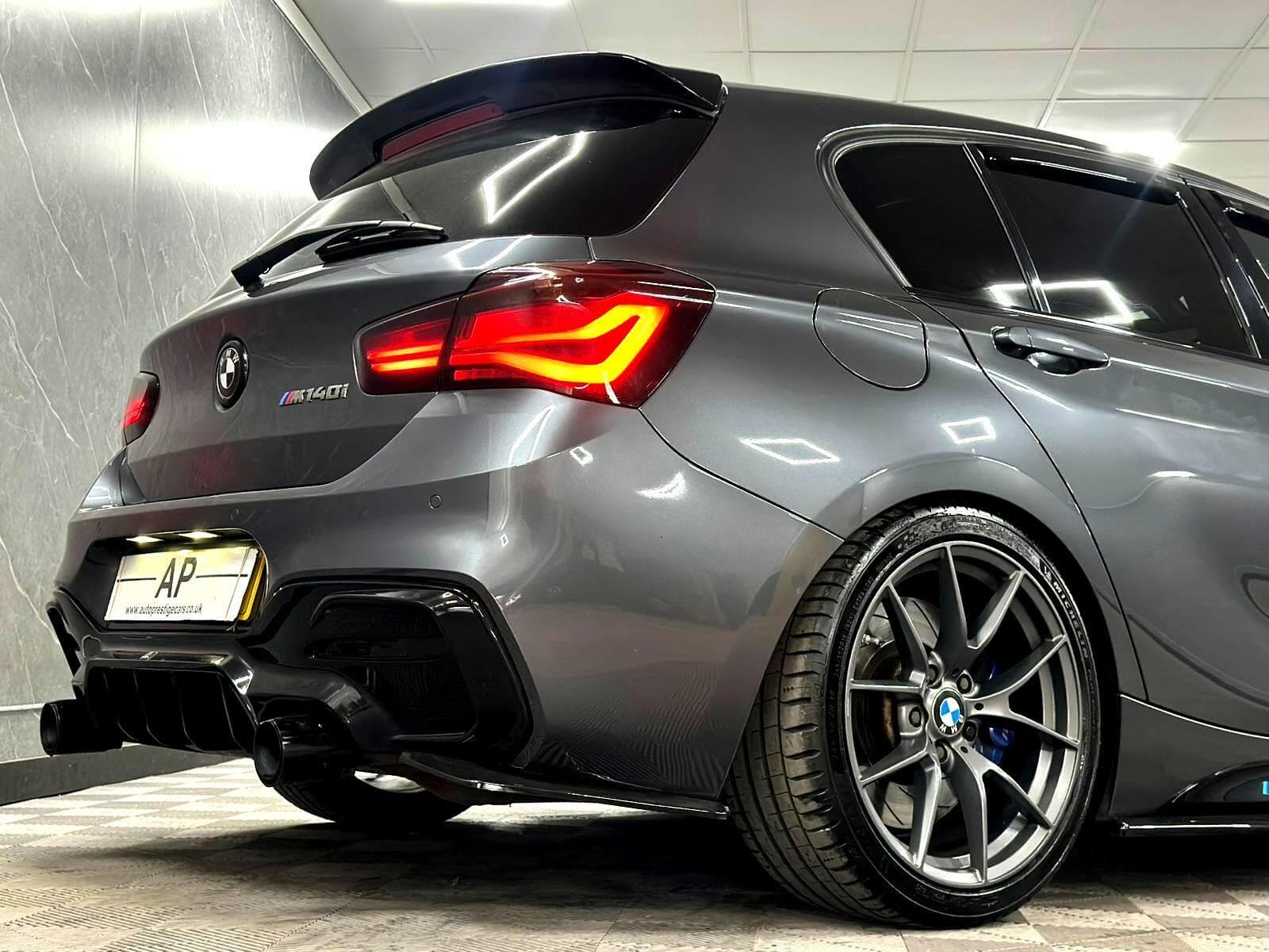 2018 BMW 1 Series - Thumbnail 17