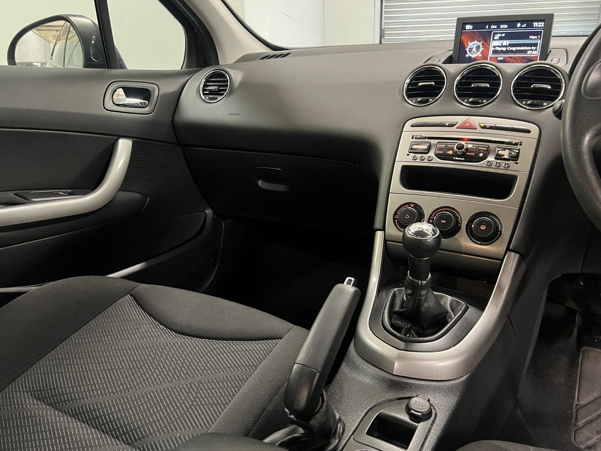 2012 Peugeot 308 - Thumbnail 25