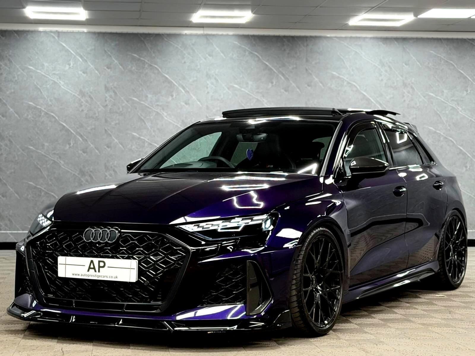 2025 Audi RS3 - Thumbnail 12